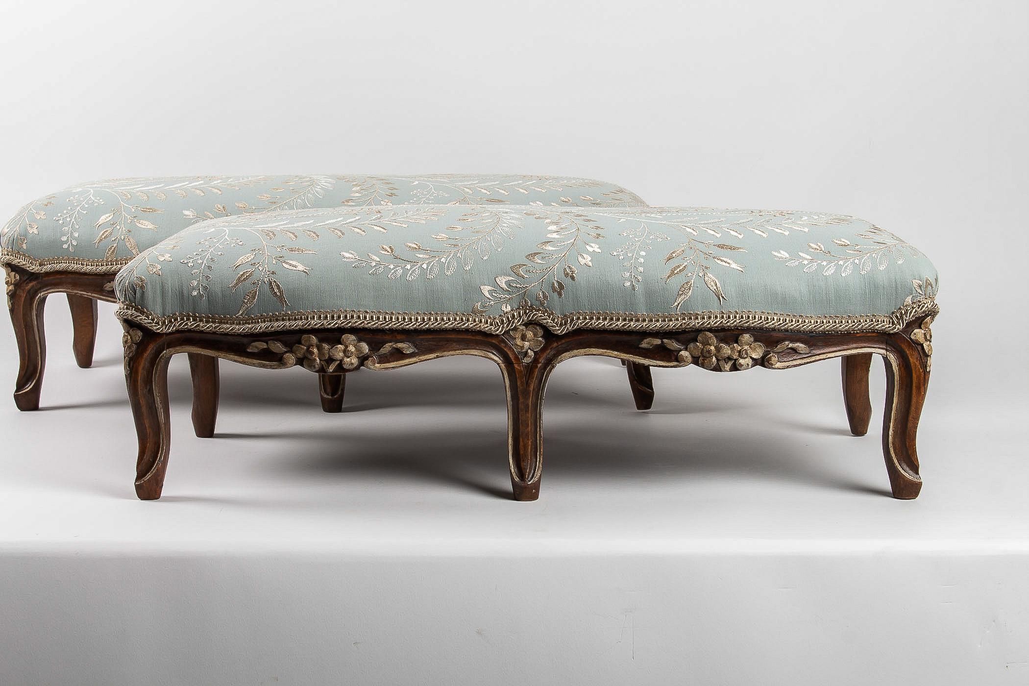 19th Century French Louis XV Style Pair of Carved Footstool, circa 1880