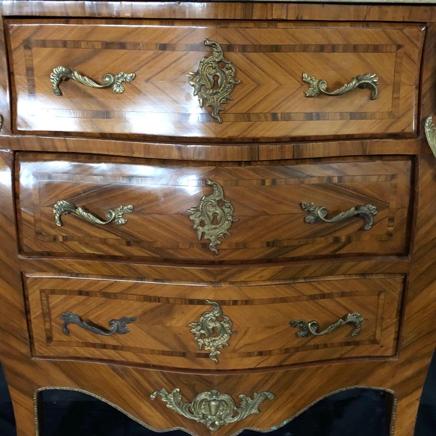 French Louis XV Style Petite Marble Topped Chest or Commode In Good Condition In Hopewell, NJ