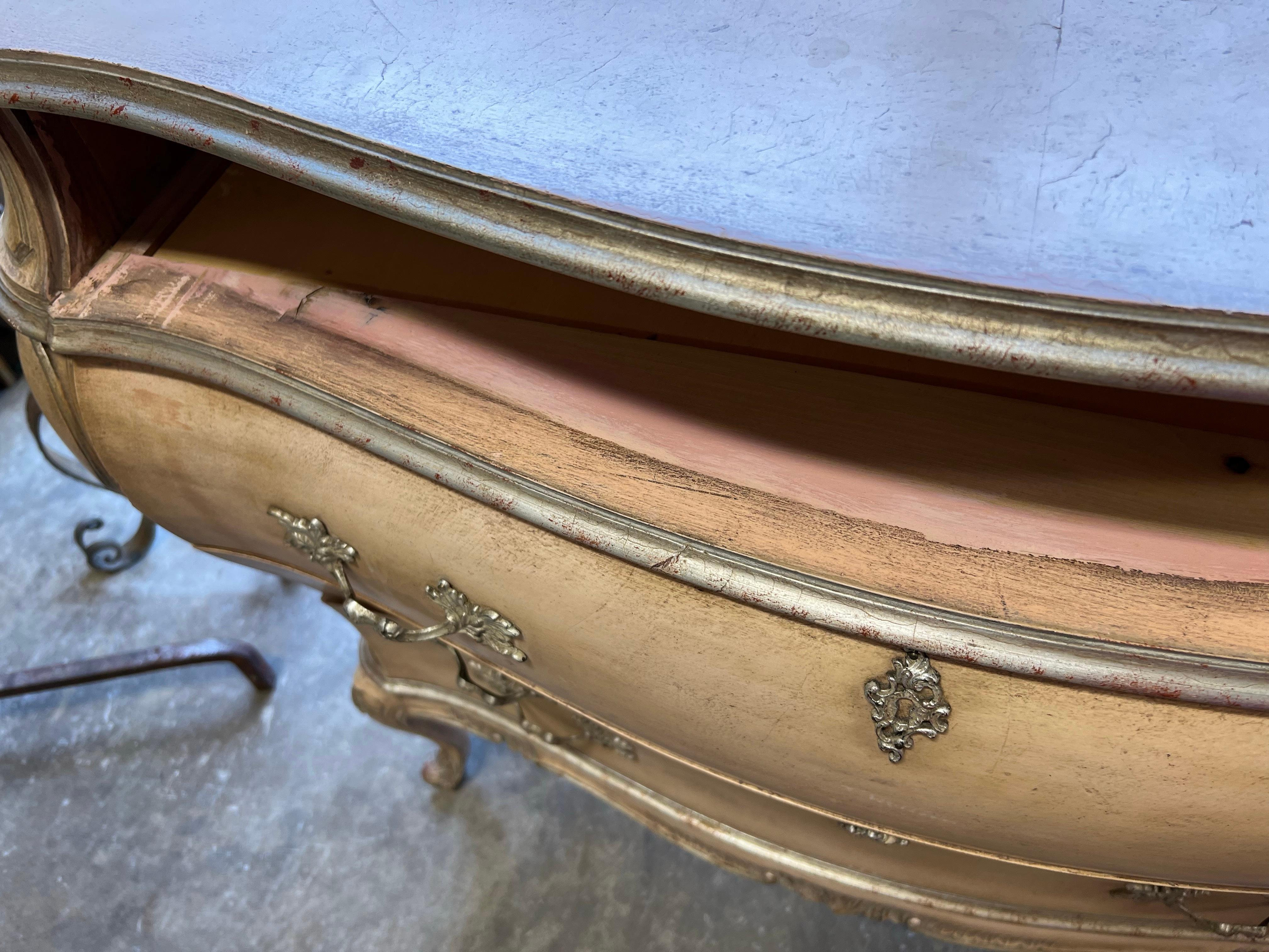 Poplar French Louis XV Style Pink Blush & Silver Gilt Serpentine Bombay Chest / Commode For Sale