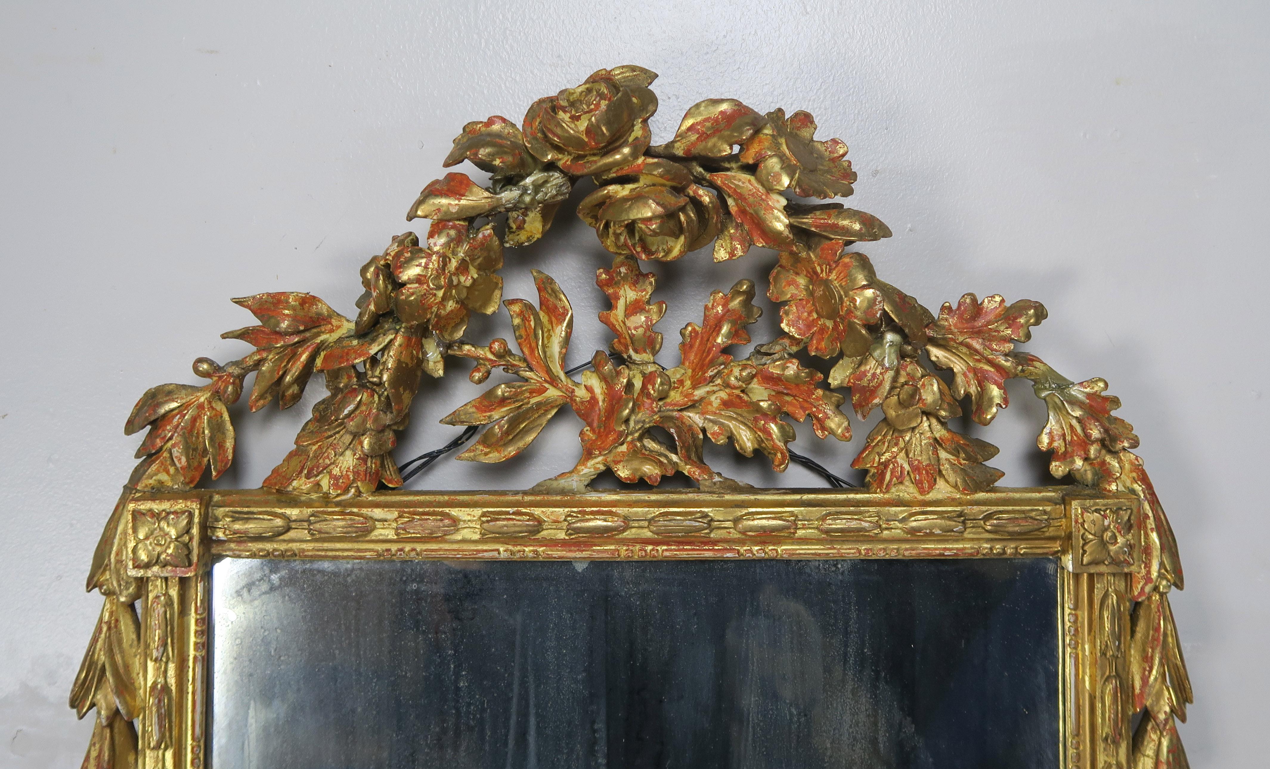 French Louis XV Style Rococo Giltwood Carved Mirror In Distressed Condition In Los Angeles, CA