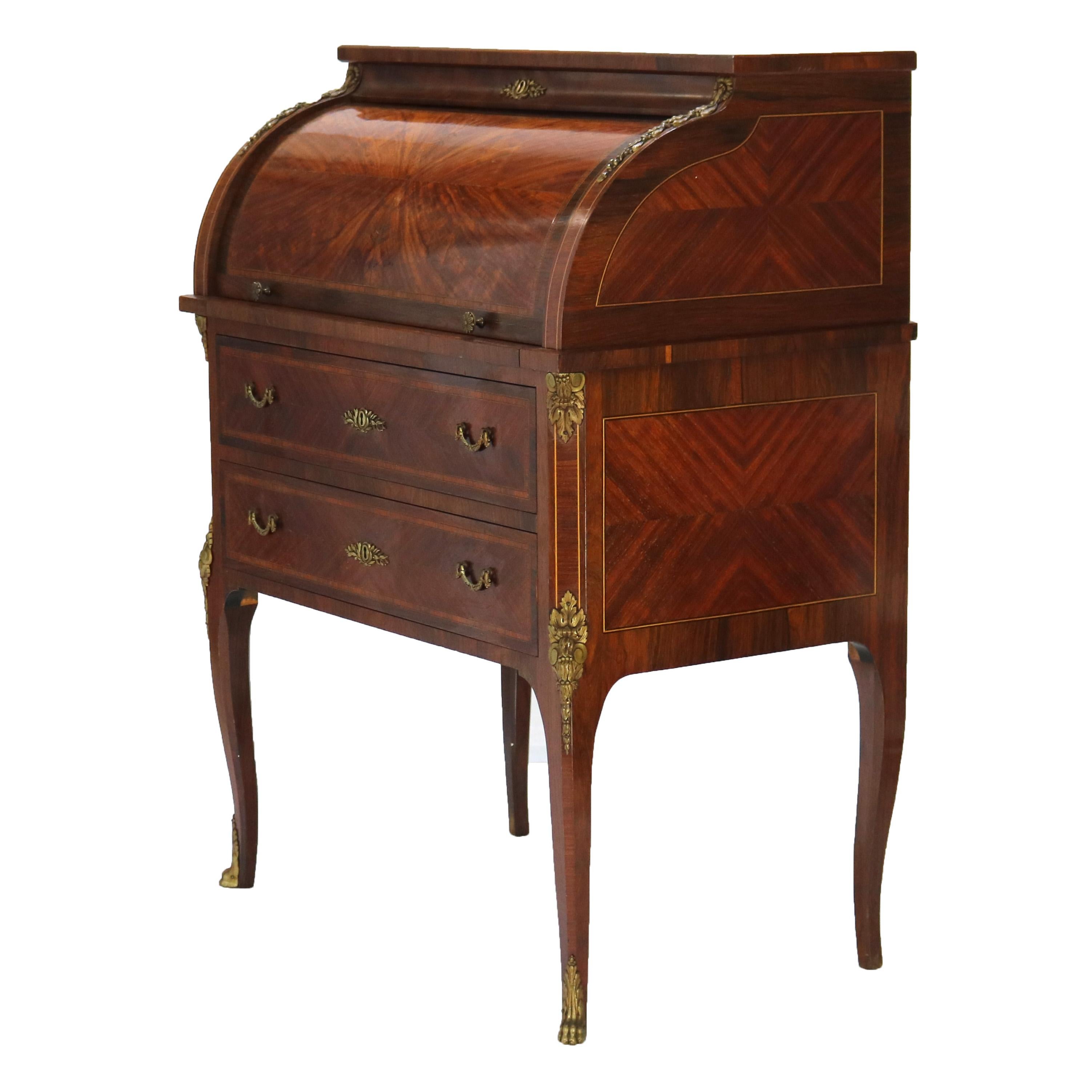 20ième siècle Bureau de dame en palissandre, bois de roi et bronze doré de style Louis XV, C.S. en vente