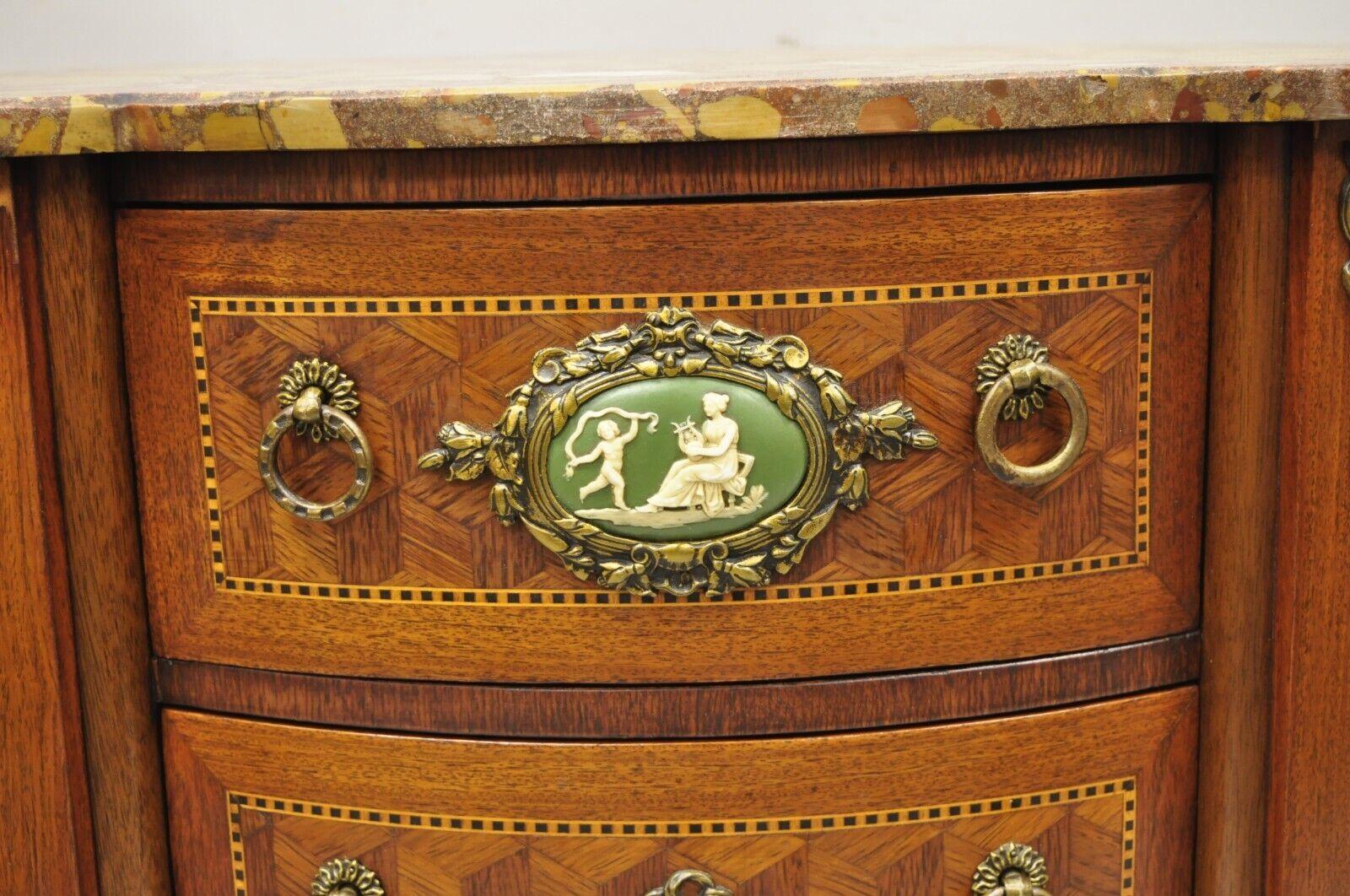 French Louis XV Style Rouge Marble Top Bombe Commode Nightstand Side Table In Good Condition For Sale In Philadelphia, PA