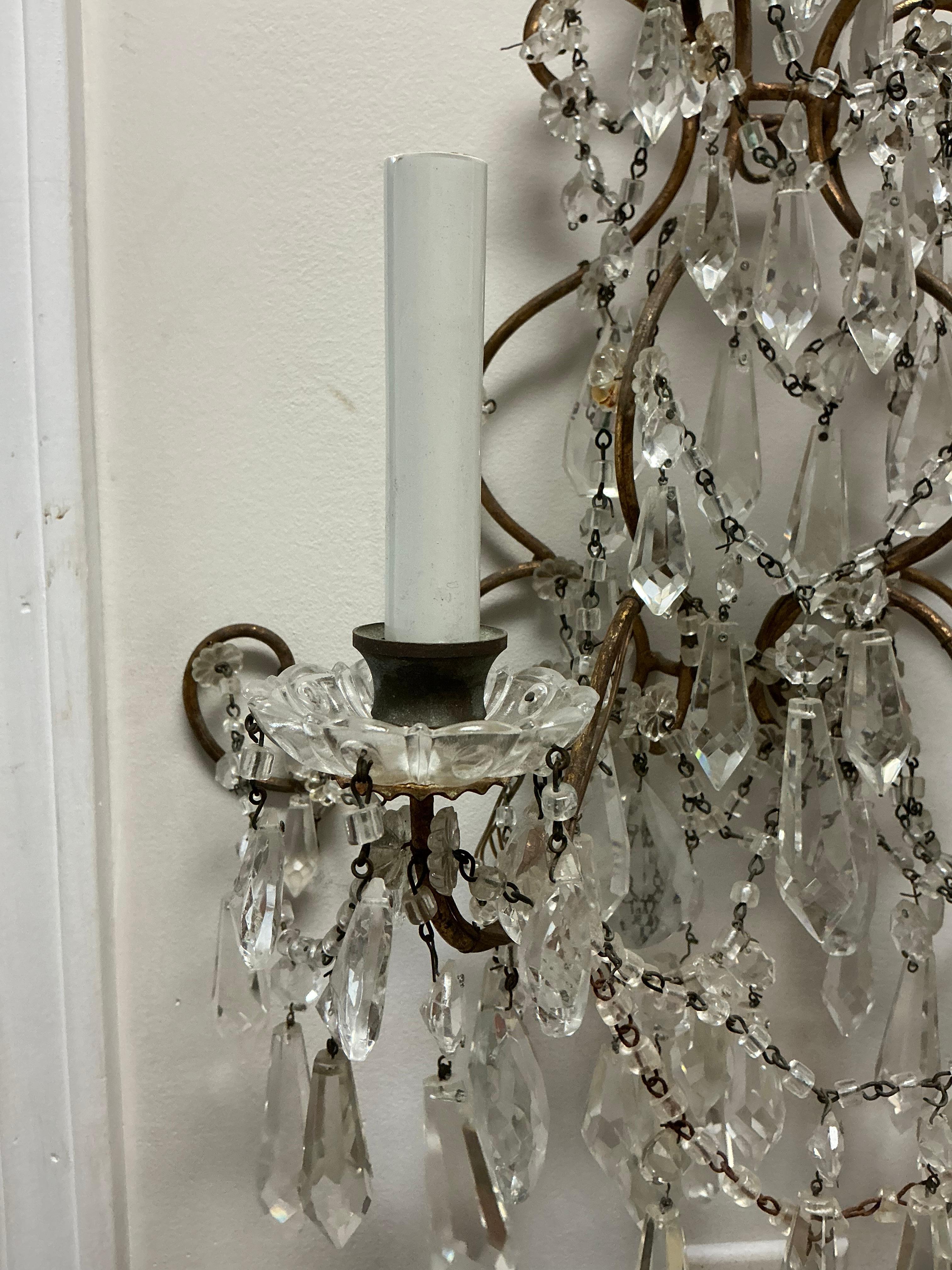 French Louis XV Style Sconces W/ Bronze, Macaroni Beads Cut Glass Prisms - Pair For Sale 3