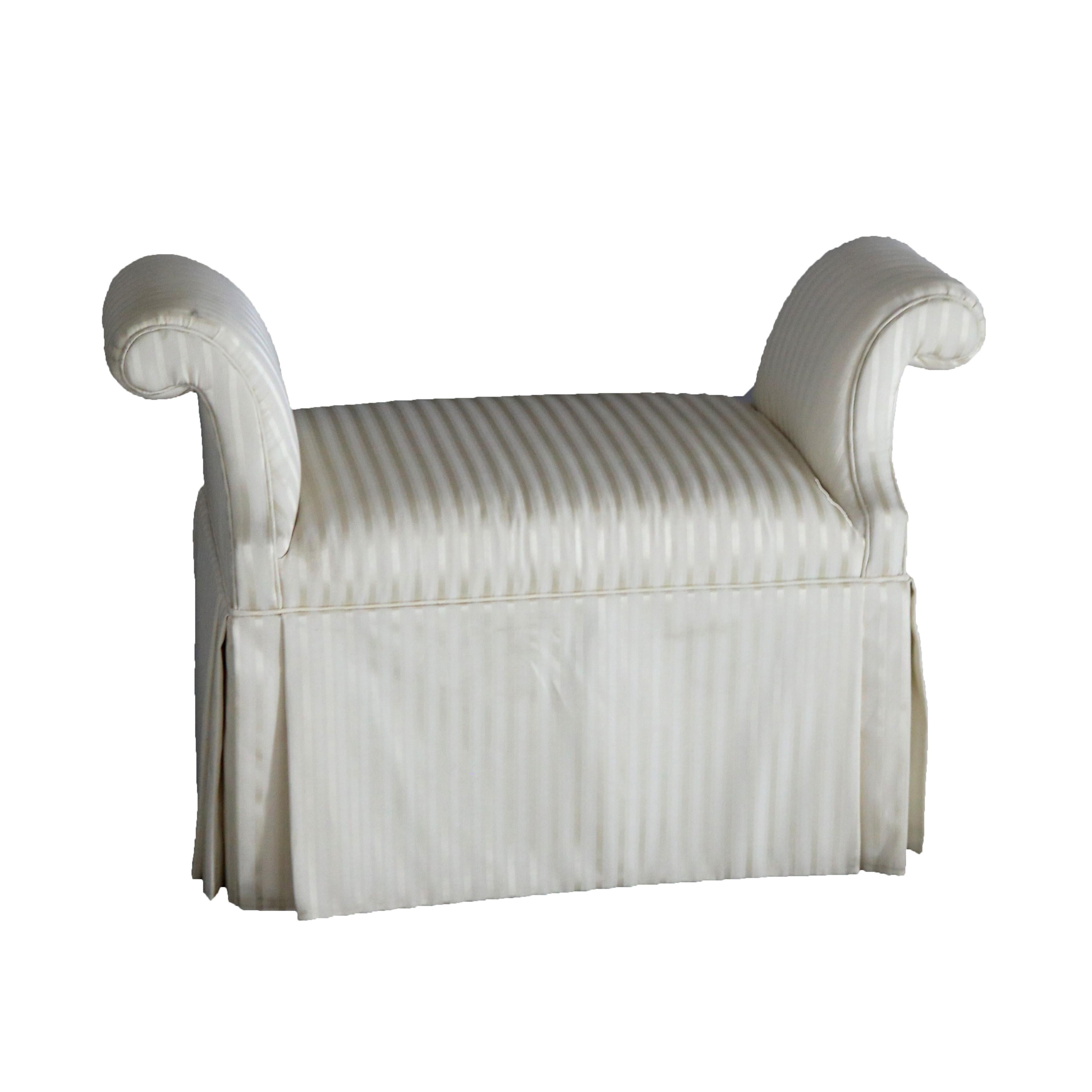 XX secolo French Louis XV Style Scroll Arm & Skirted Boudoir Bench 20thC in vendita
