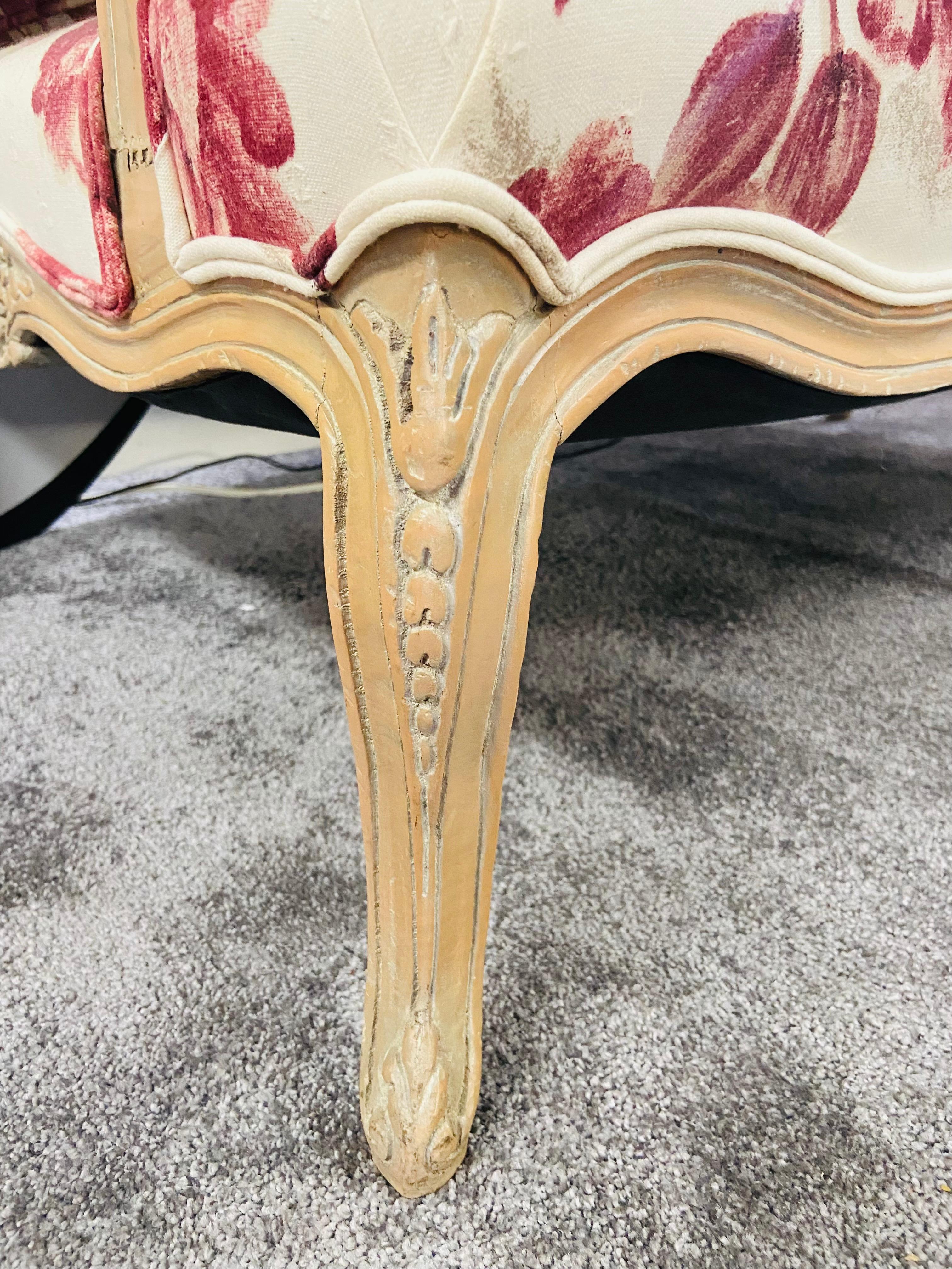 French Louis XV Style Settee or Canape with Floral Upholstery in Red & White For Sale 15