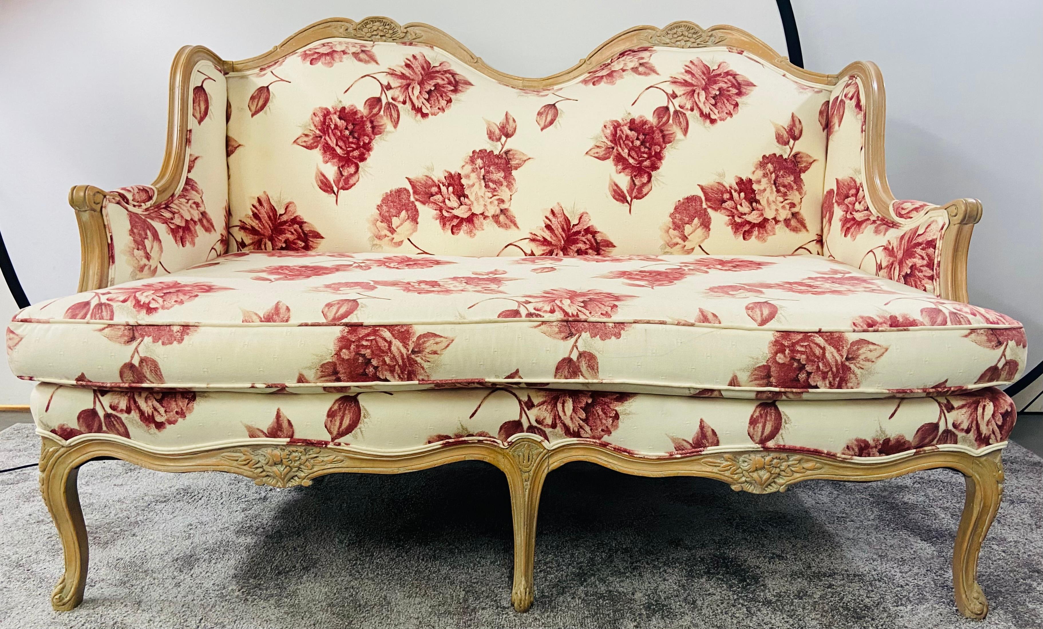 French Louis XV Style Settee or Canape with Floral Upholstery in Red & White For Sale 2