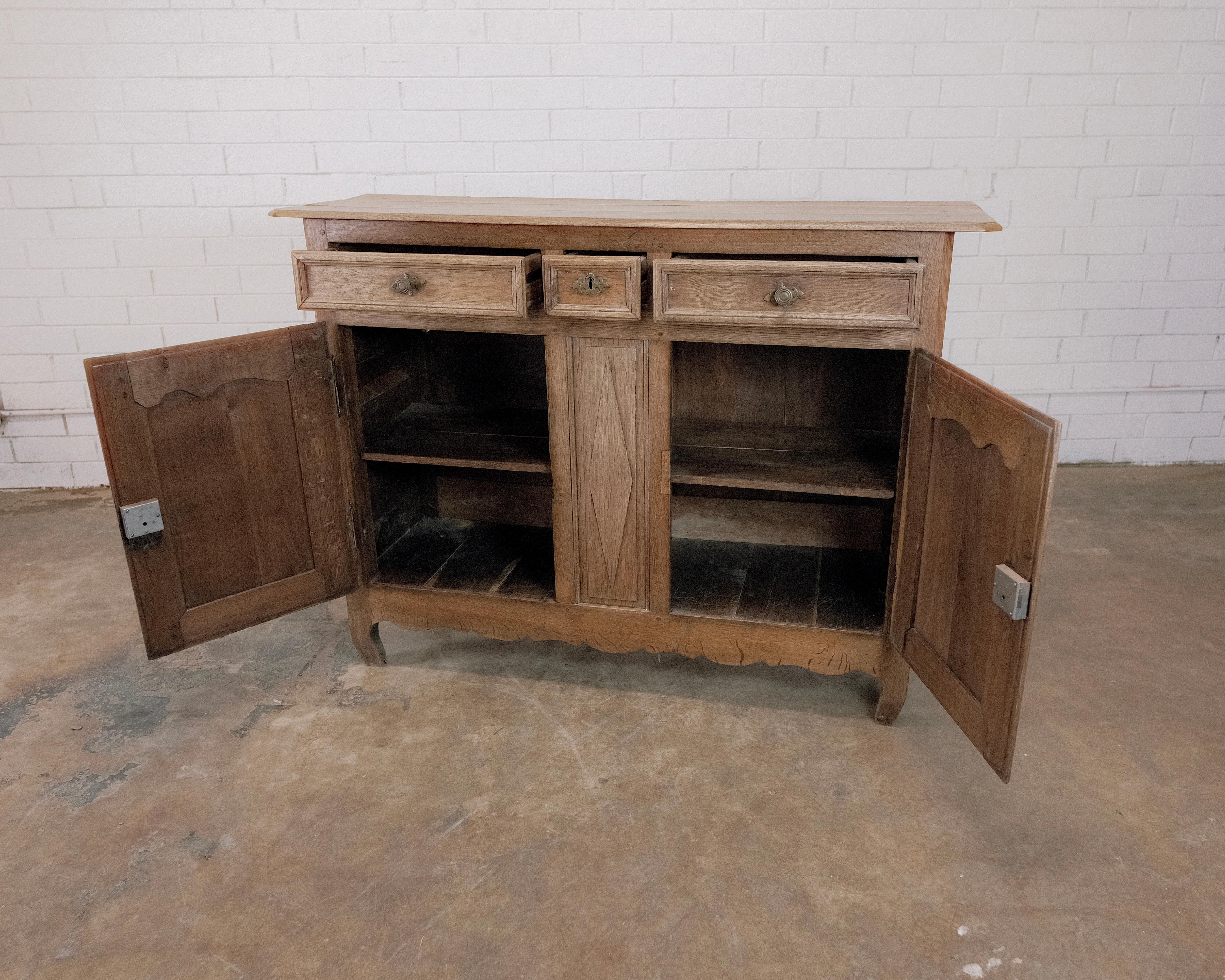 French Louis XV style sideboard For Sale 2