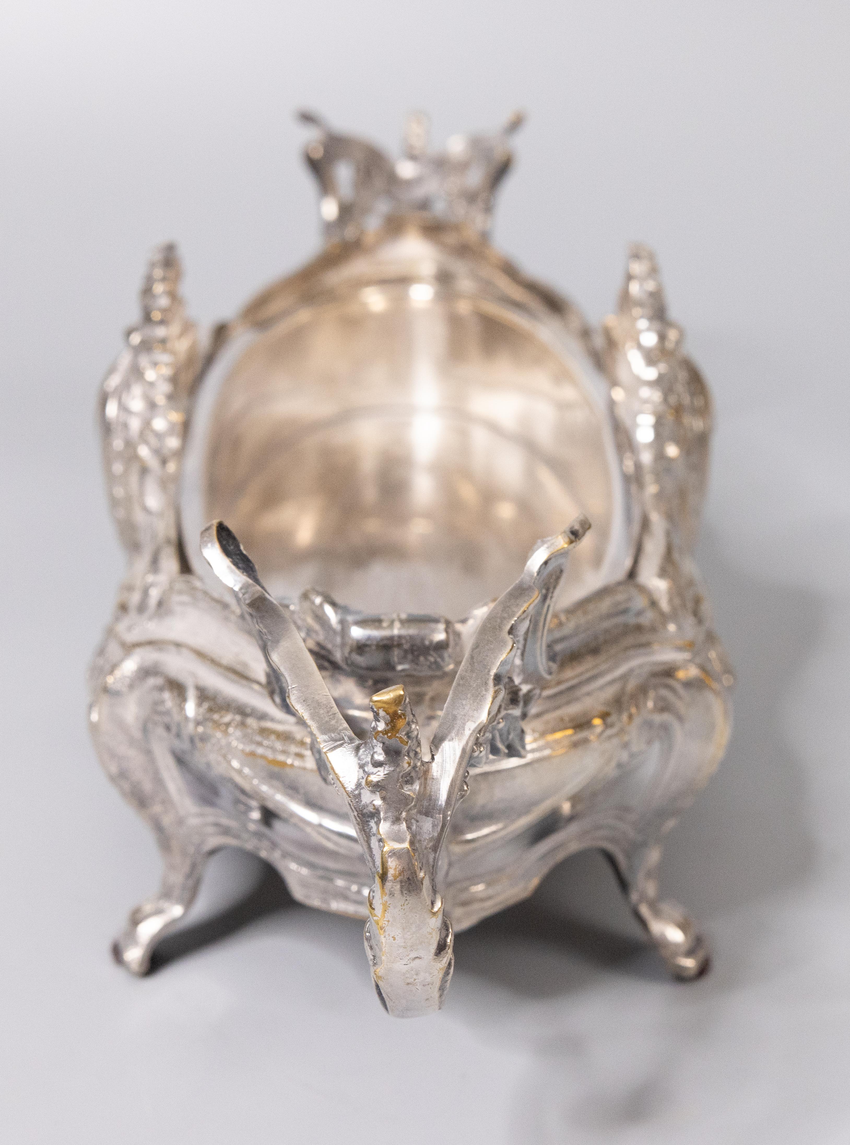 French Louis XV Style Silver Plate Jardiniere Cachepot Centerpiece circa 1900 In Good Condition In Pearland, TX