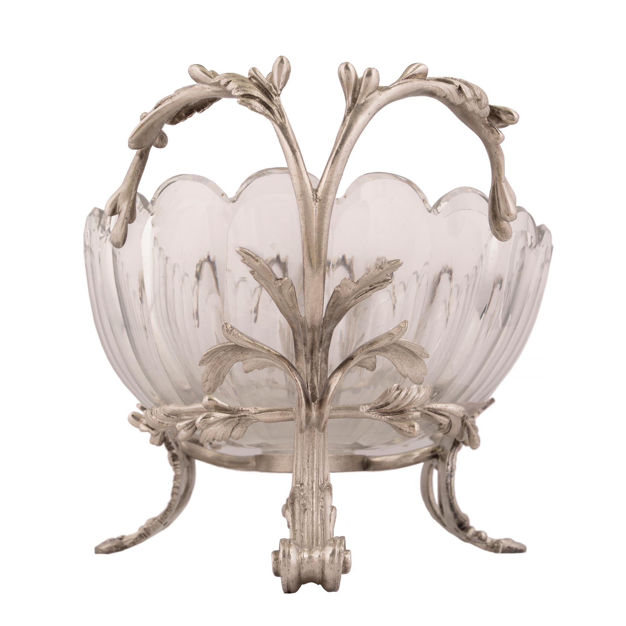 French Louis XV Style Silvered Bronze and Baccarat Crystal Centerpiece For Sale 1