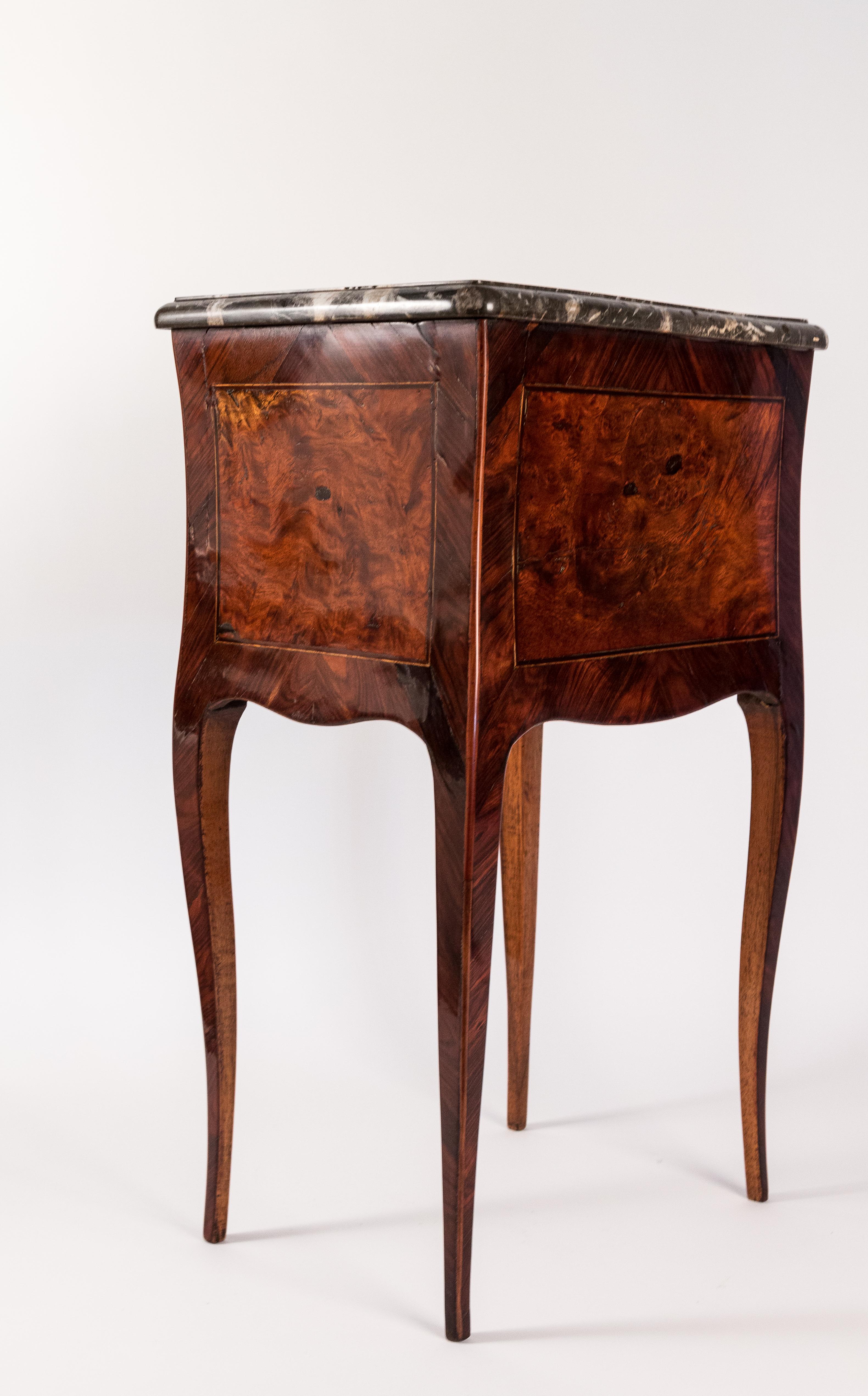 French Louis XV Style Small Serpentine Marble-Top Commode, circa 1820-1830 2