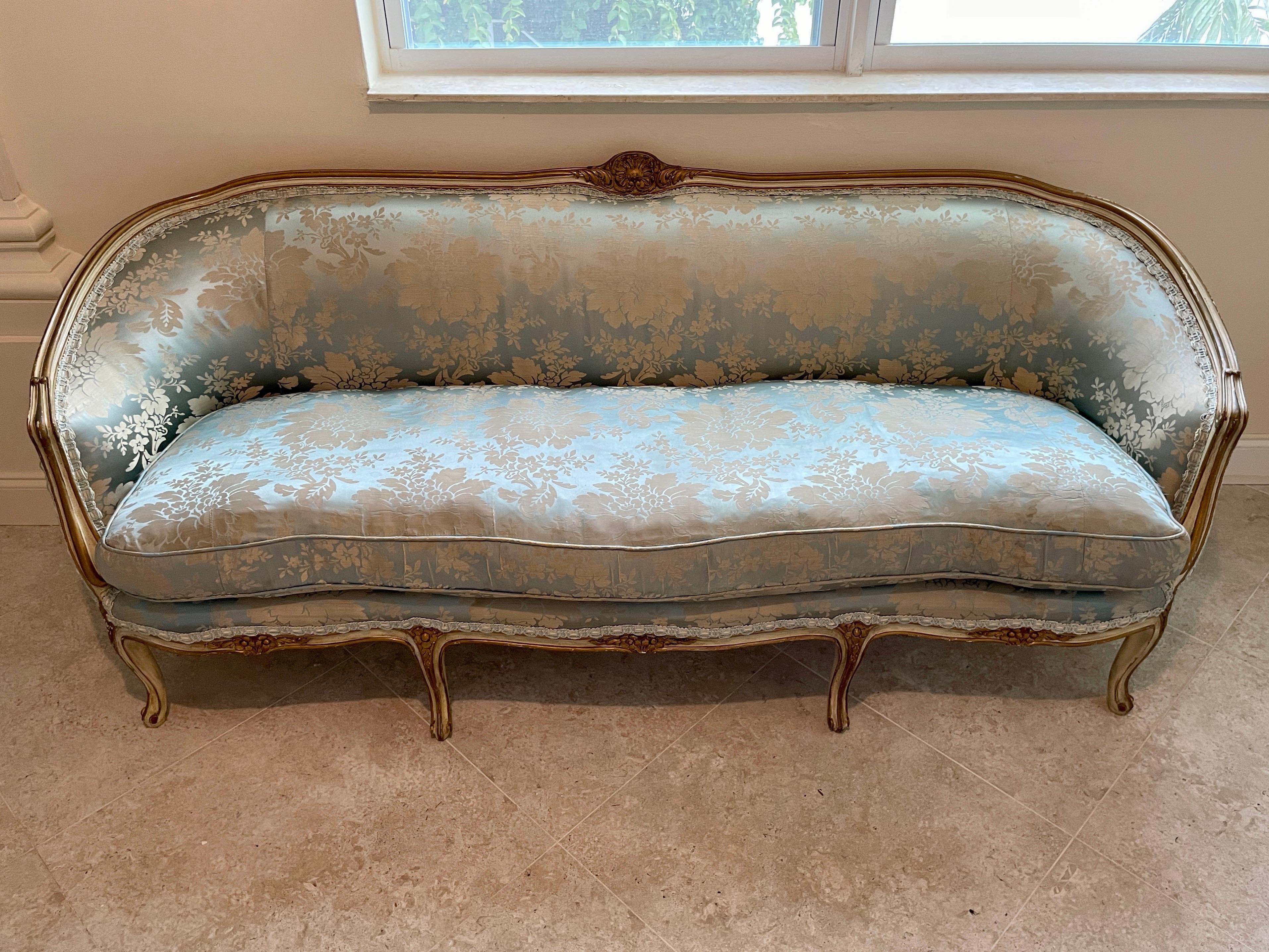 French Louis XV Style Sofa Down Filled in Blue Silk Damask In Fair Condition In Los Angeles, CA