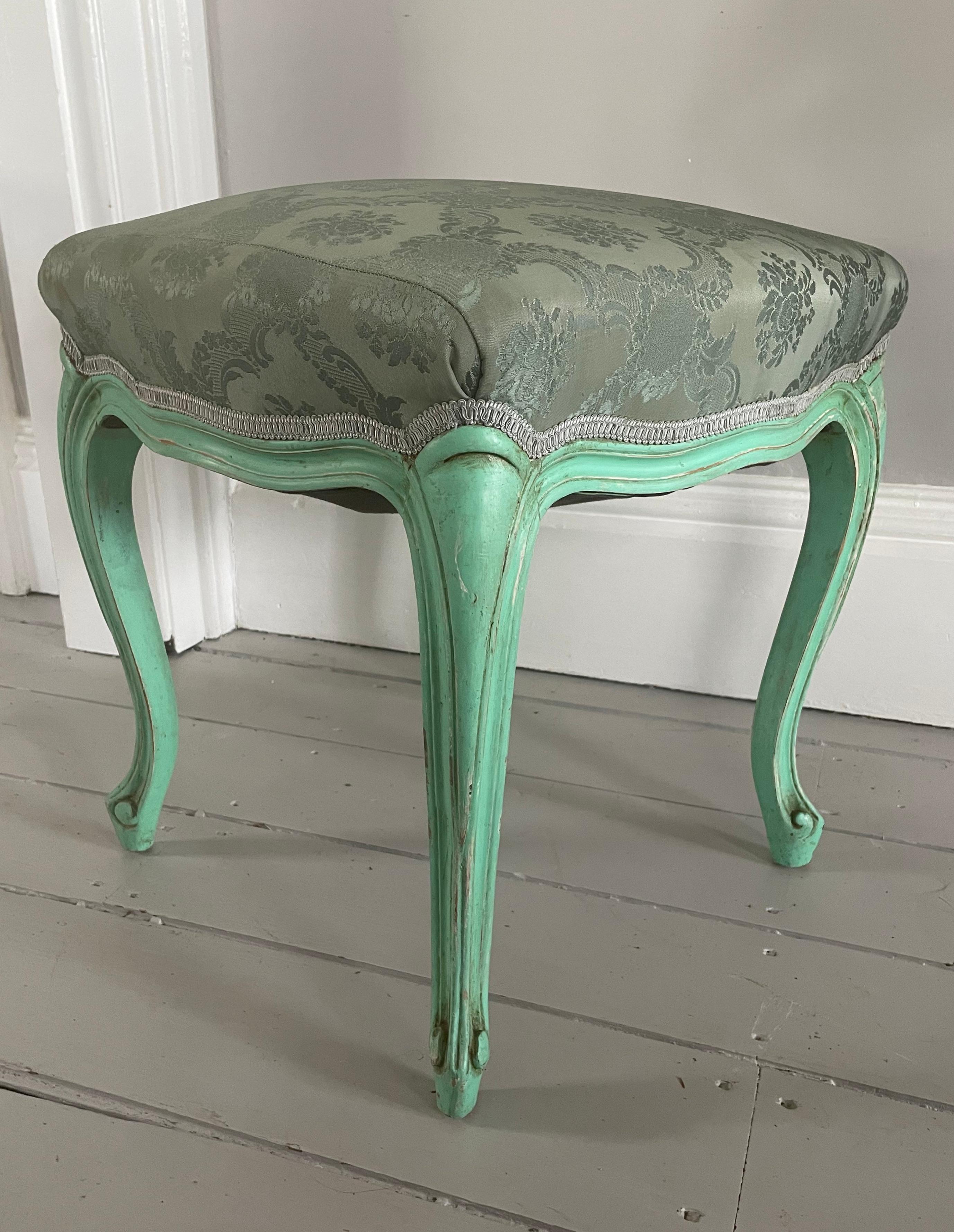 20th Century French Louis XV-Style Stool with Cabriole Legs and Hoof Feet For Sale
