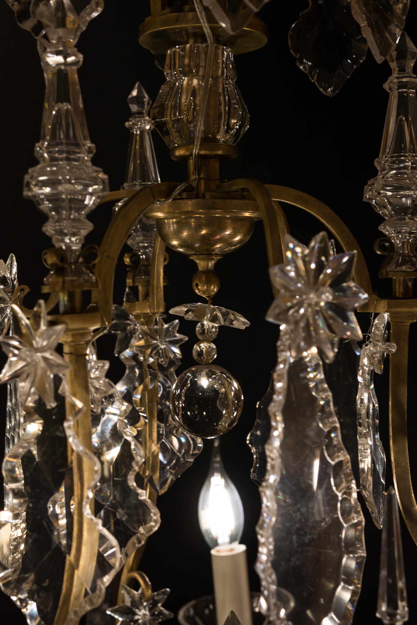French Louis XV Style, Gilt-Bronze and Crystal Chandelier, circa 1900-1920 1