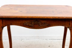 Mesa francesa estilo Luis XV