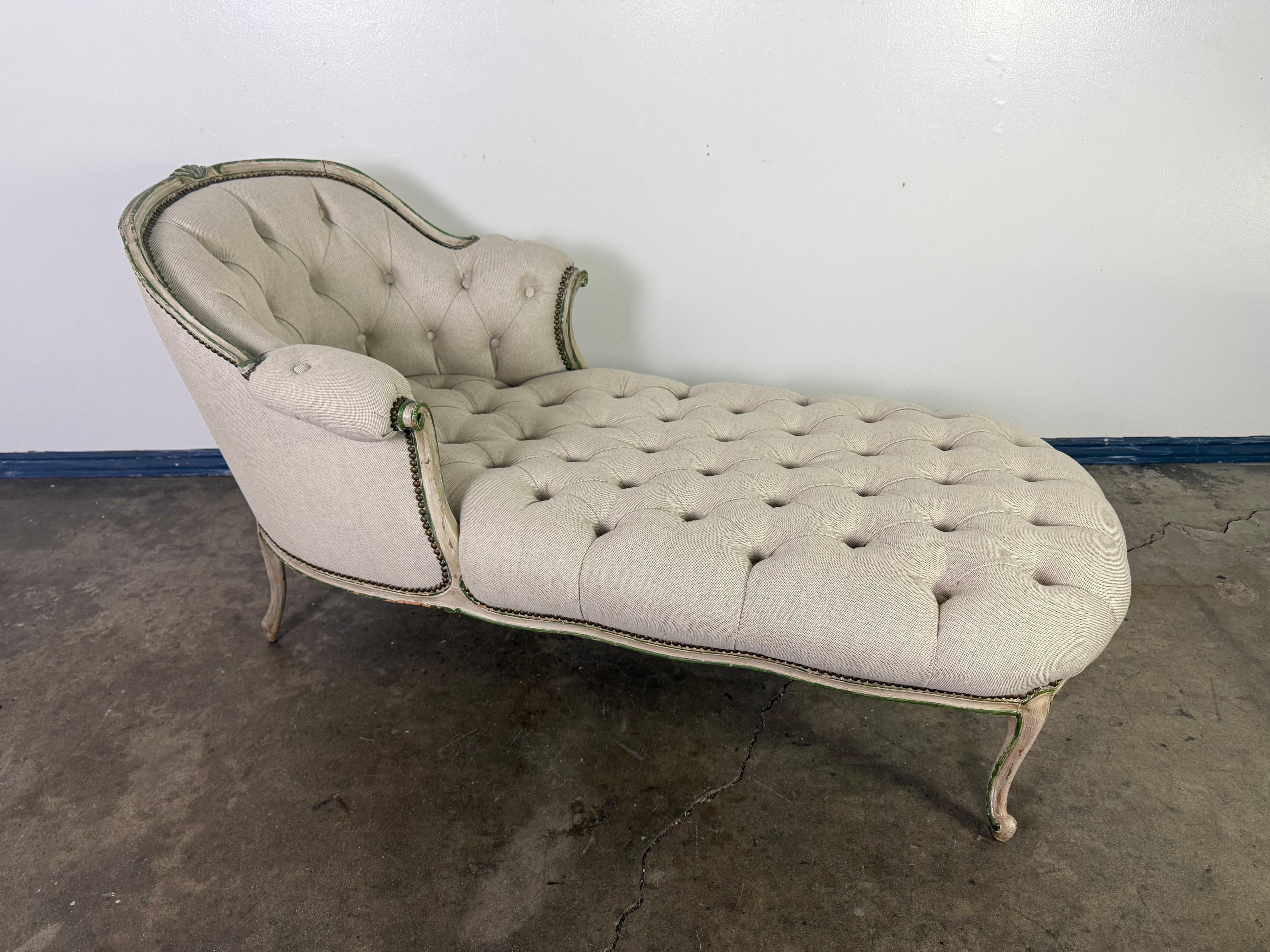 Chaise longue francesa acolchada estilo Luis XV Francés en venta