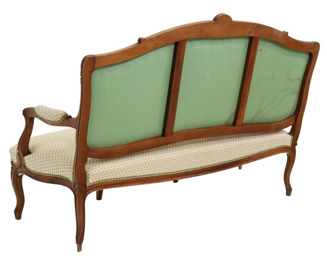 Französisch Louis XV Style Upholstering Settee im Zustand „Gut“ im Angebot in Sheridan, CO