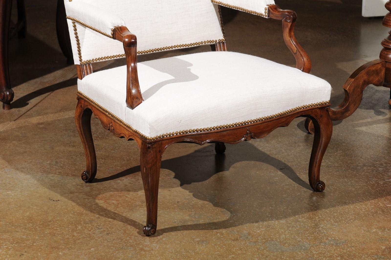 French Louis XV Style Walnut Armchair with Linen Upholstery and Brass Nailheads In Good Condition In Atlanta, GA