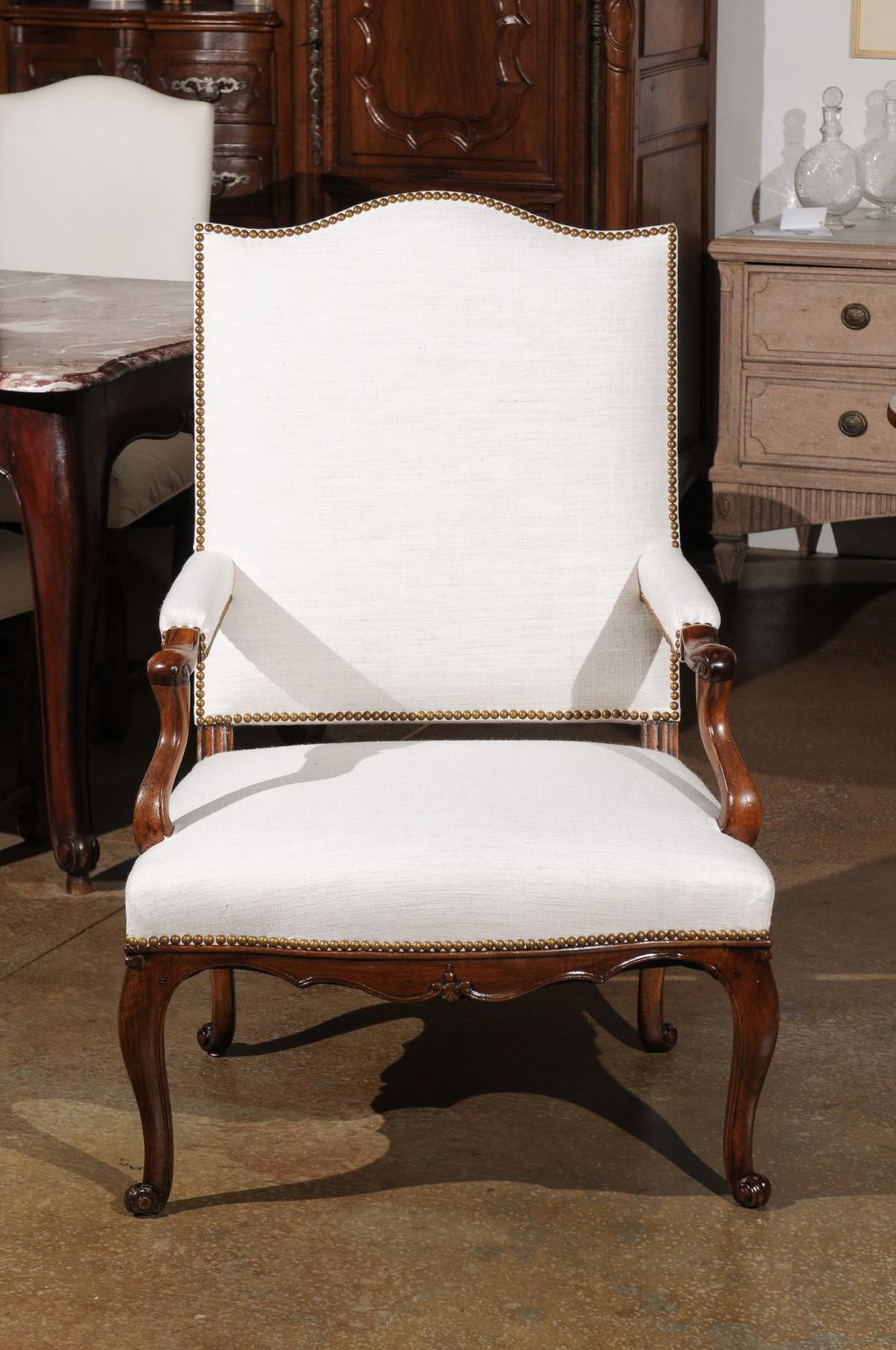 French Louis XV Style Walnut Armchair with Linen Upholstery and Brass Nailheads 1