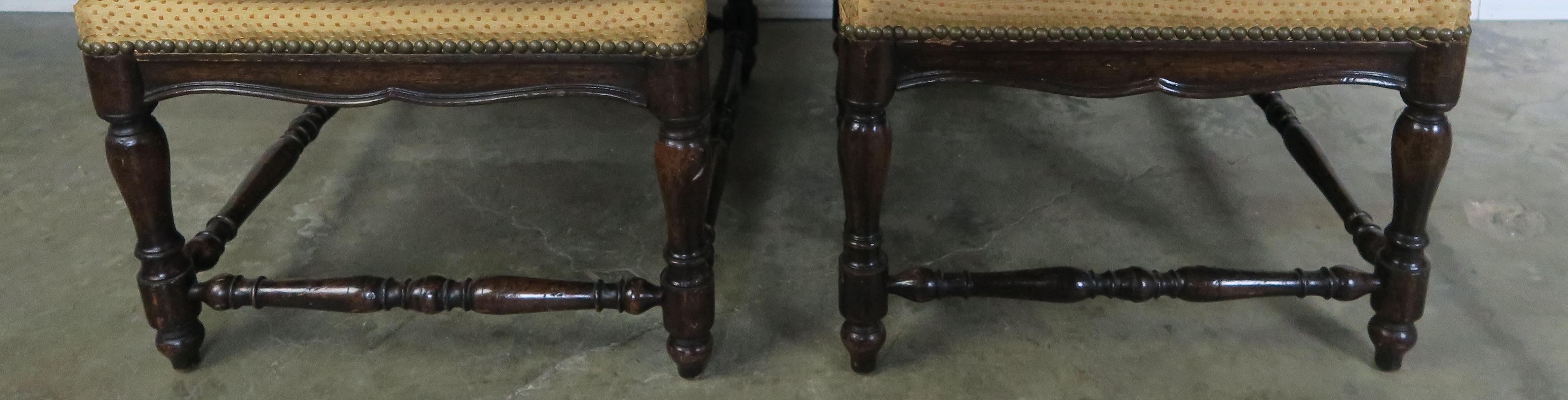 Carved French Louis XV Style Walnut Benches with Loose Cushions circa 1900s, Pair