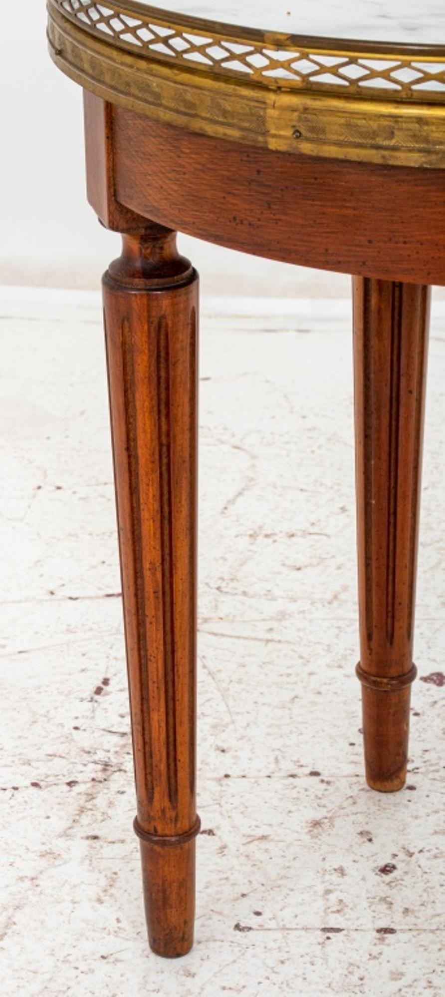 20th Century French Louis XV Style Walnut Bouillotte End Table For Sale
