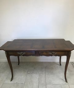 Französisch Louis XV Stil Nussbaum Bureau Plat