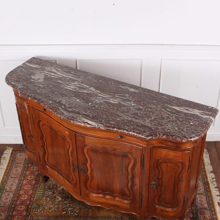 French Louis XV Style Walnut Serpentine Buffet Sideboard 3