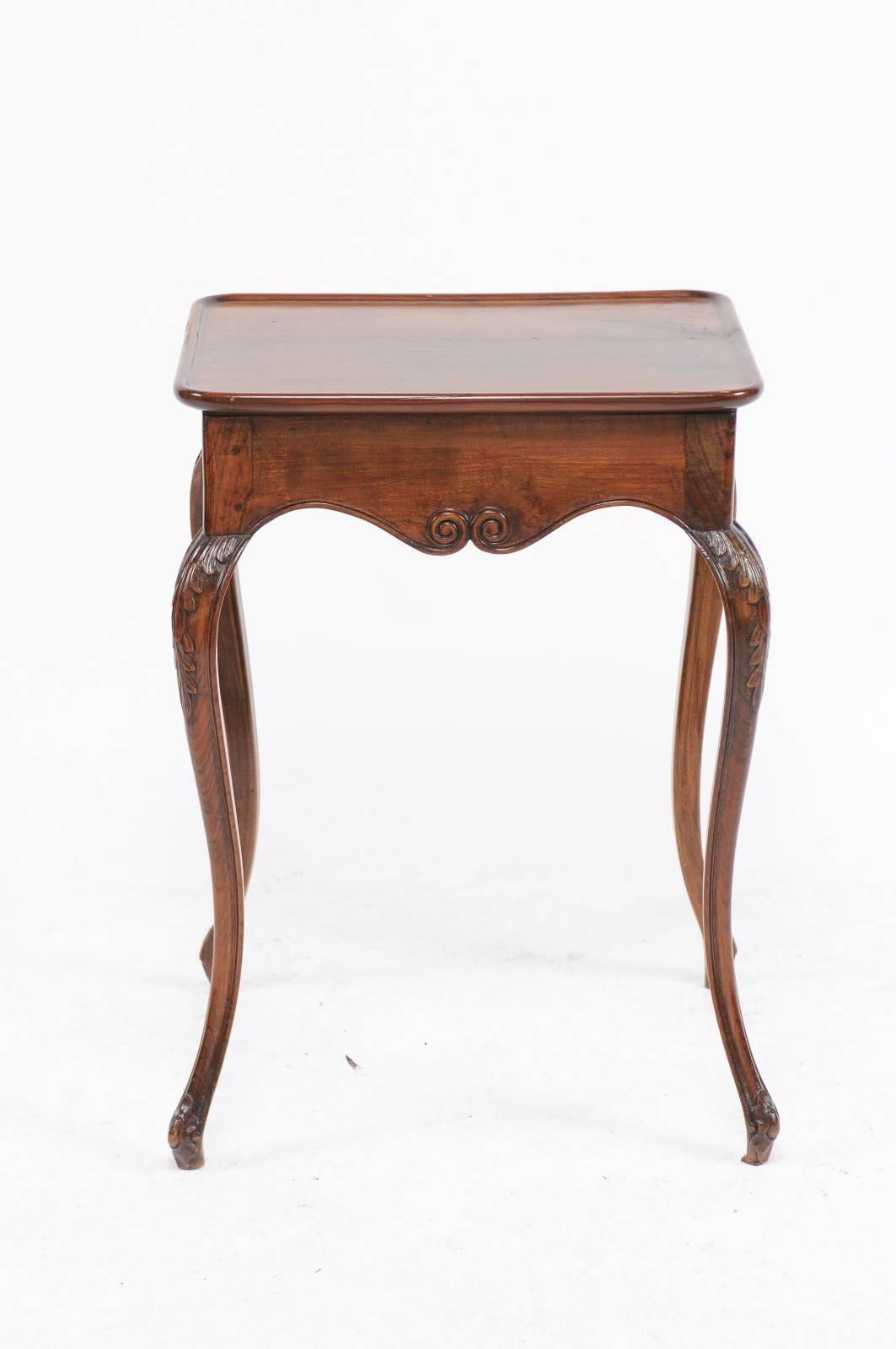 French Louis XV Style Walnut Side Table with Curlicue Carving, 19th Century 1