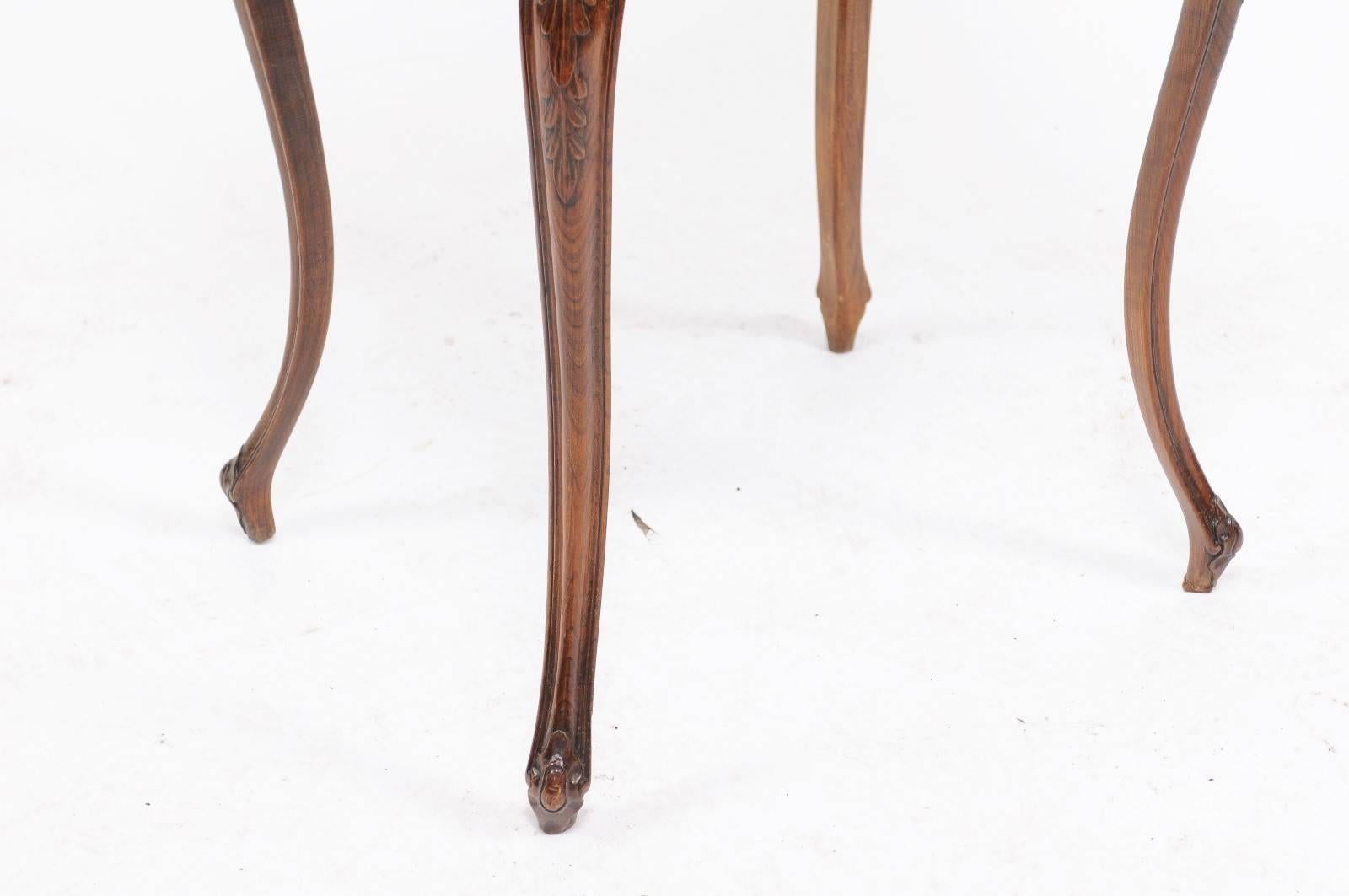 French Louis XV Style Walnut Side Table with Curlicue Carving, 19th Century 2