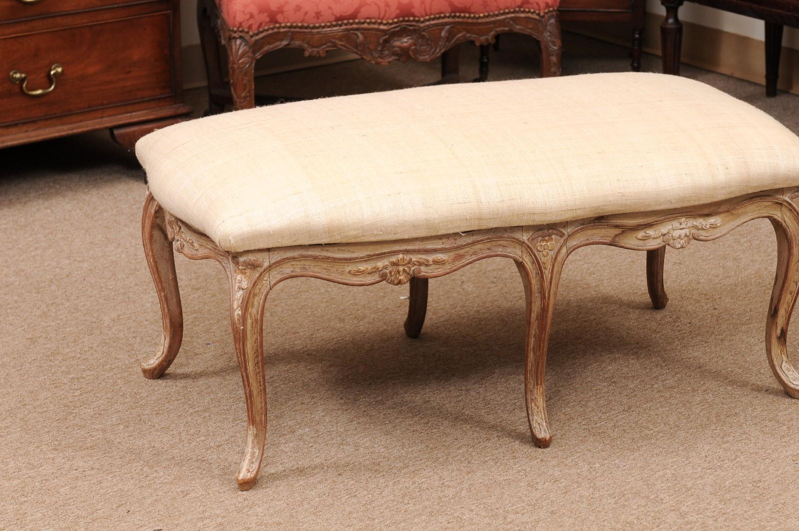 French Louis XV Style White Washed Oak Bench, 20th Century For Sale 1