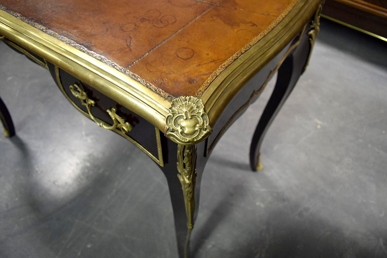 French Louis XV Style Writing Desk Early, 1900s 5