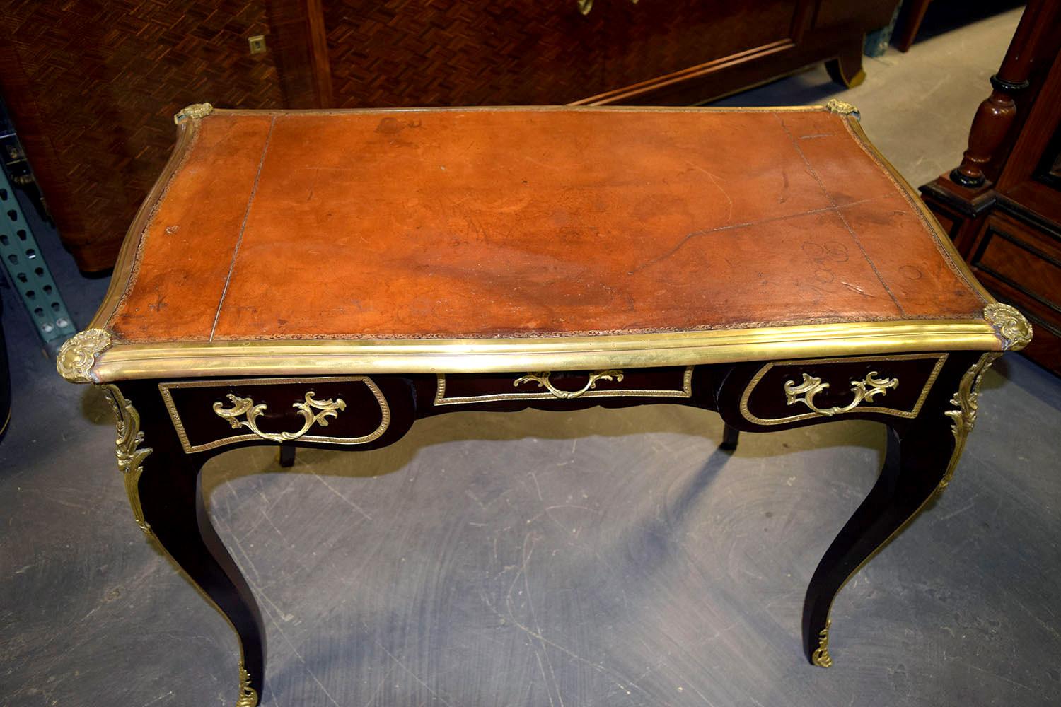 French Louis XV Style Writing Desk Early, 1900s 6