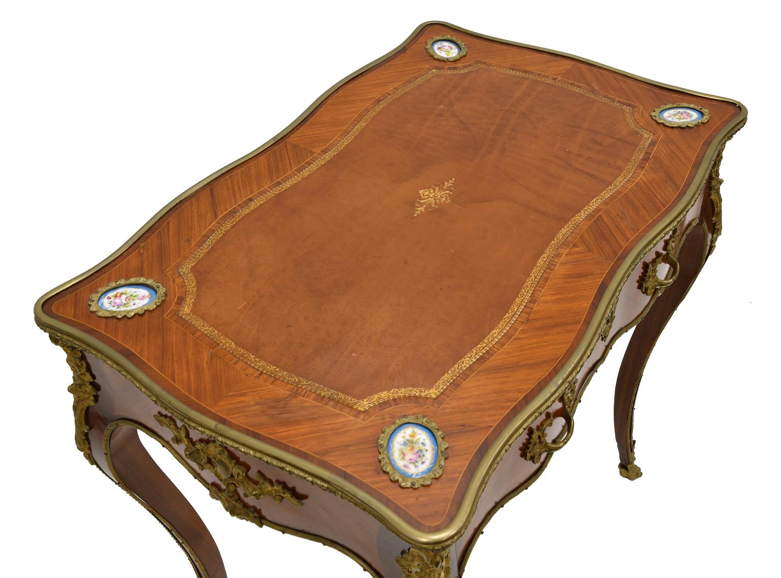French Louis XV Style Writing or Side Table with Parquetry, Leather and Ormolu 7