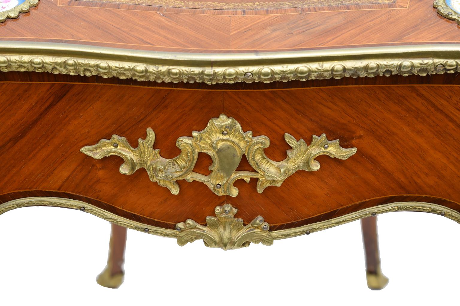 French Louis XV Style Writing or Side Table with Parquetry, Leather and Ormolu 3