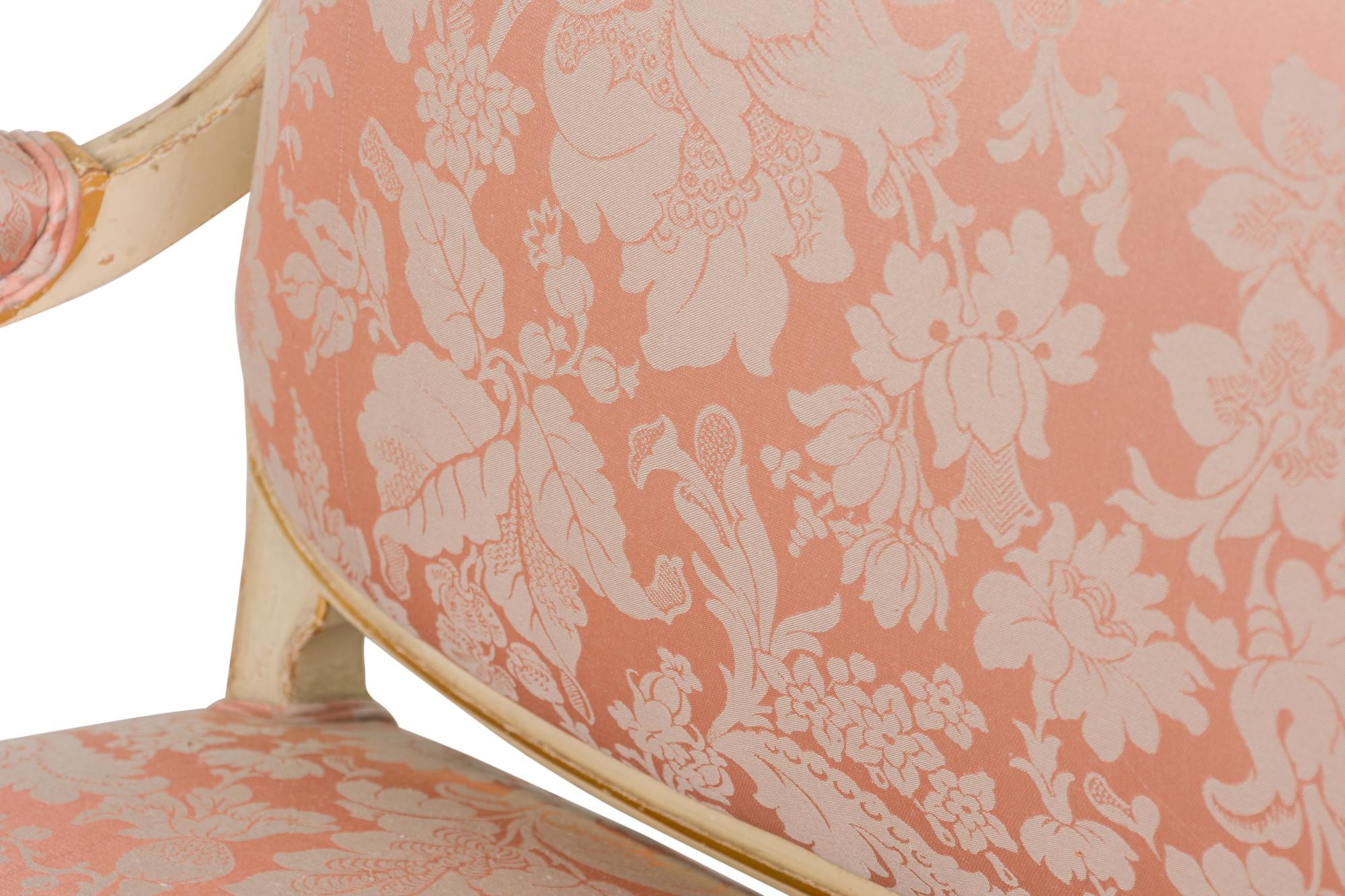French Louis XV Upholstered Settee en venta 4