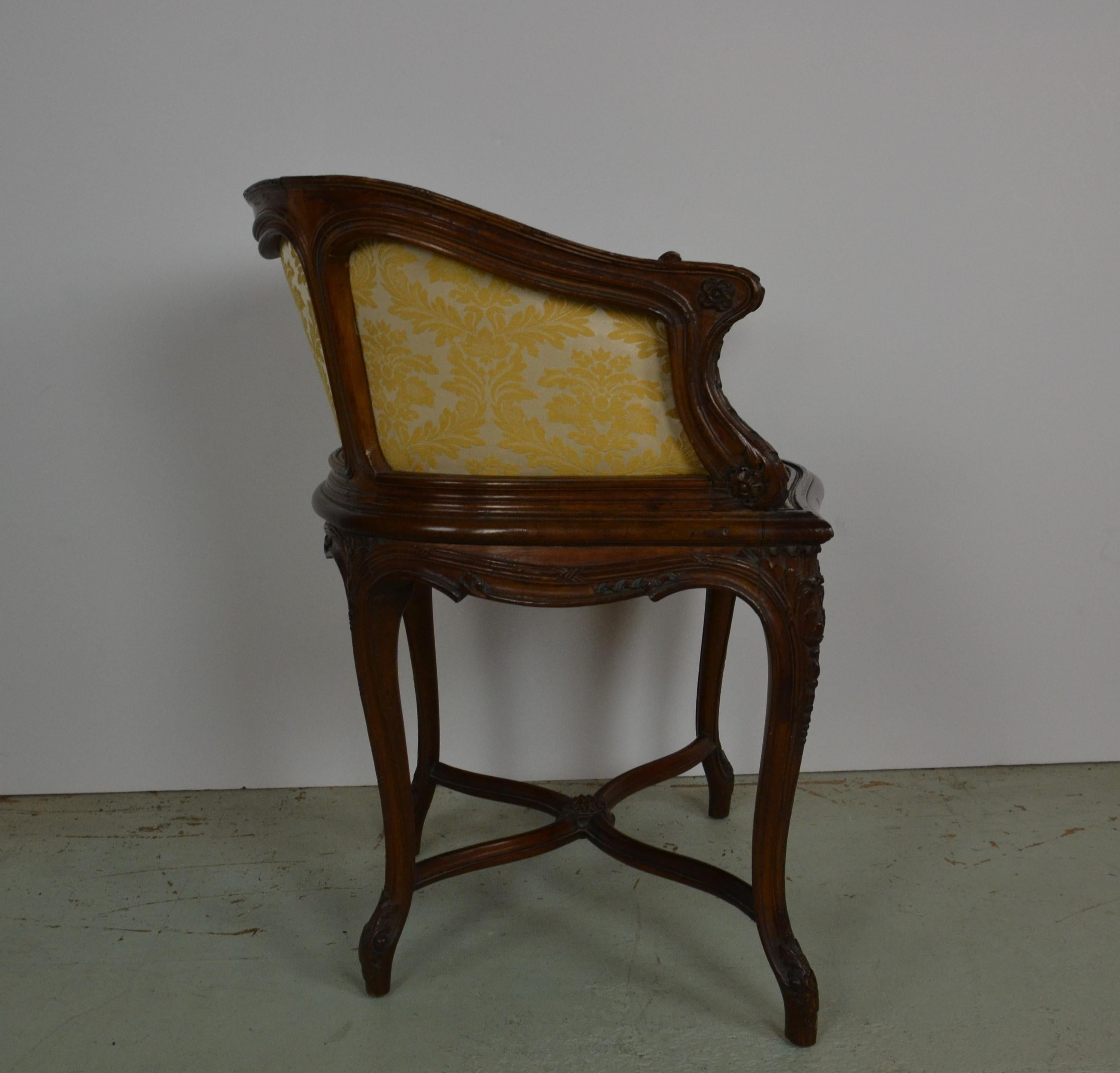 20th Century French Louis XV Vanity Chair