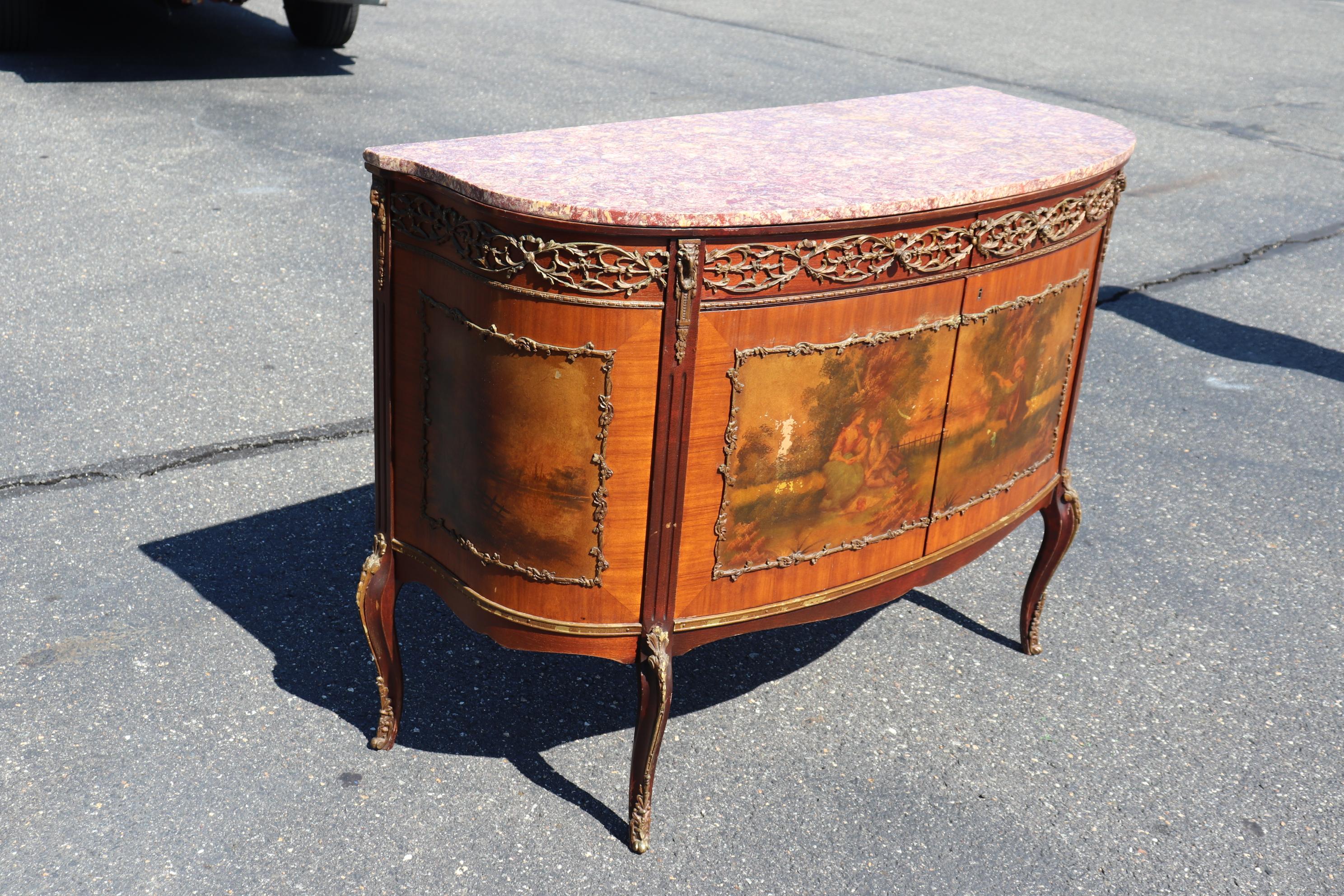 French Louis XV Vernis Martin Painted Marble Top Lighted Bar Cabinet Commode In Good Condition In Swedesboro, NJ
