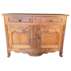 Buffet buffet en noyer Louis XV de Provence