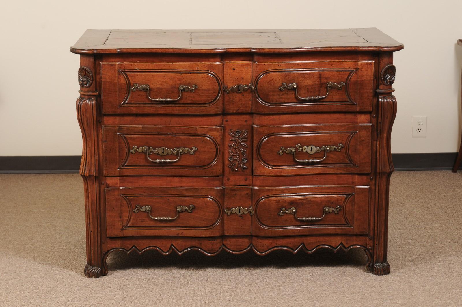French Louis XV Walnut Commode, Mid-18th Century 7