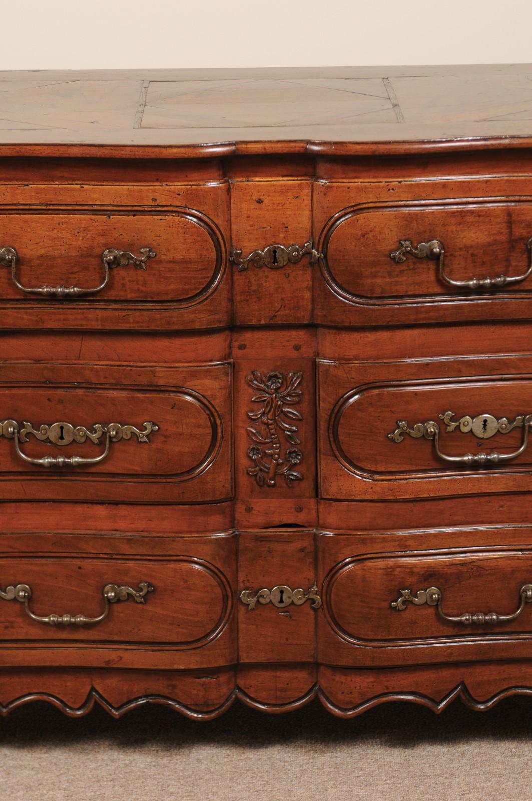 French Louis XV Walnut Commode, Mid-18th Century 9