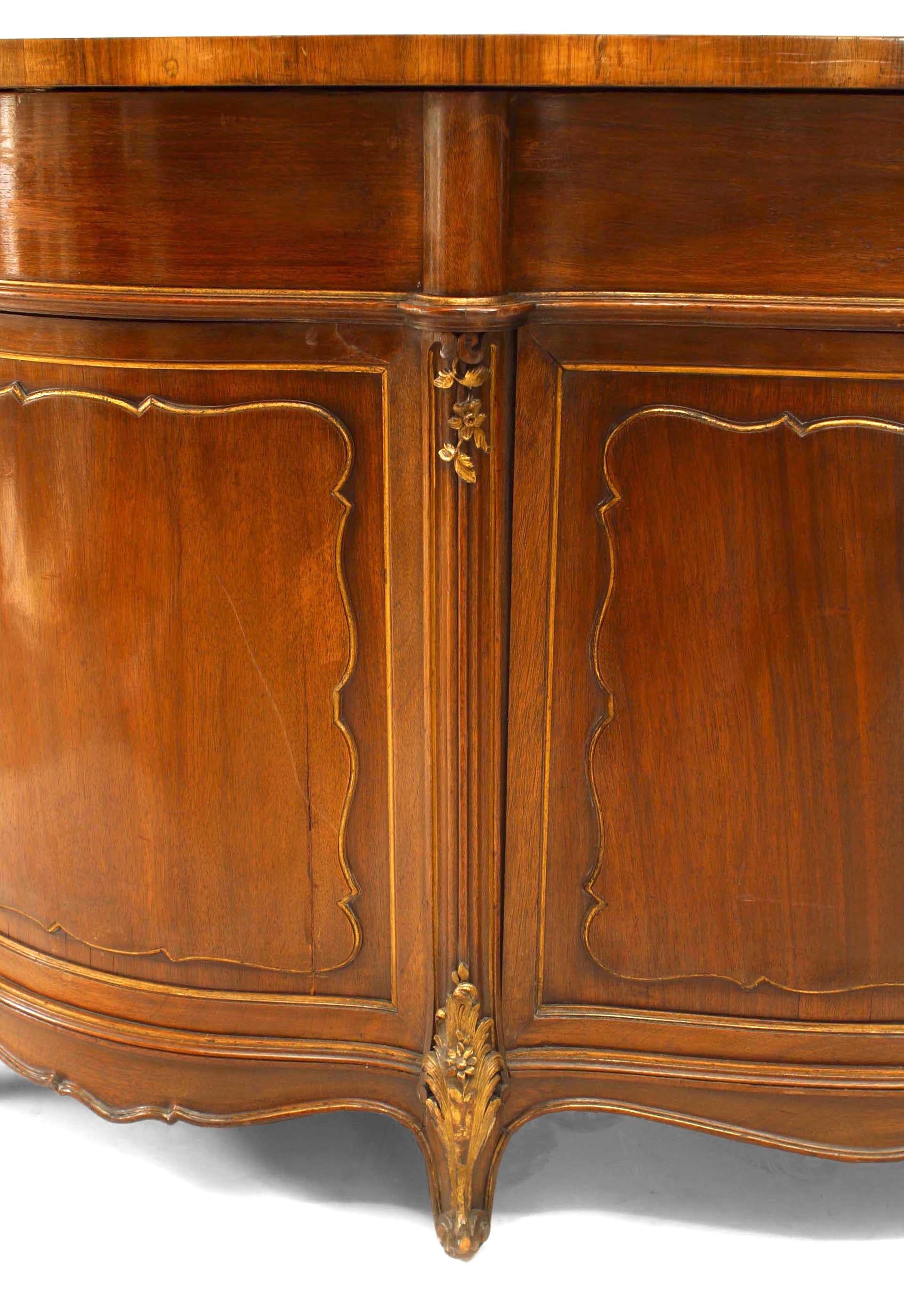 Französisch Louis XV Nussbaum Nierenknickloch Schreibtisch (Messing) im Angebot