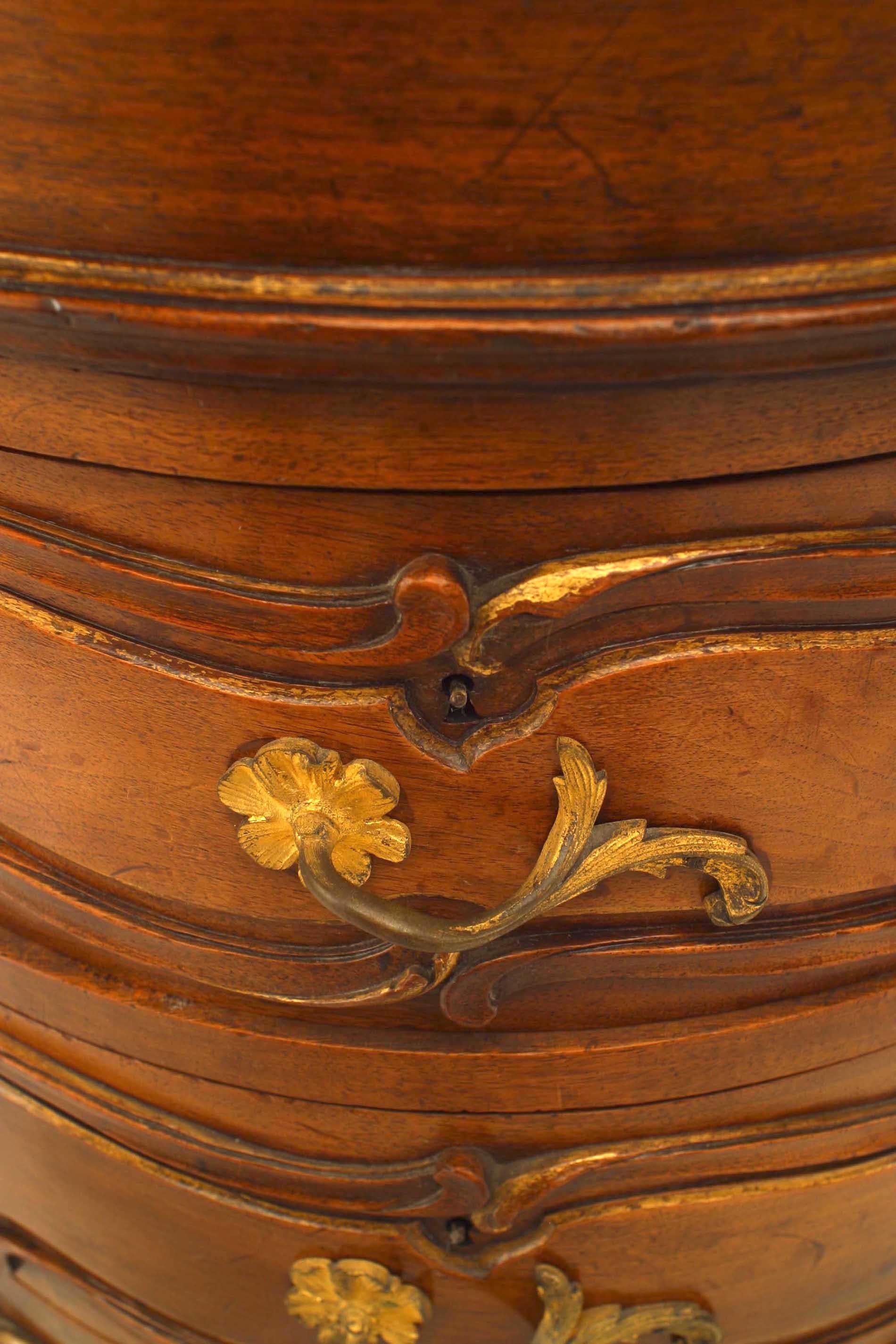 French Louis XV Walnut Kidney Kneehole Desk For Sale 3