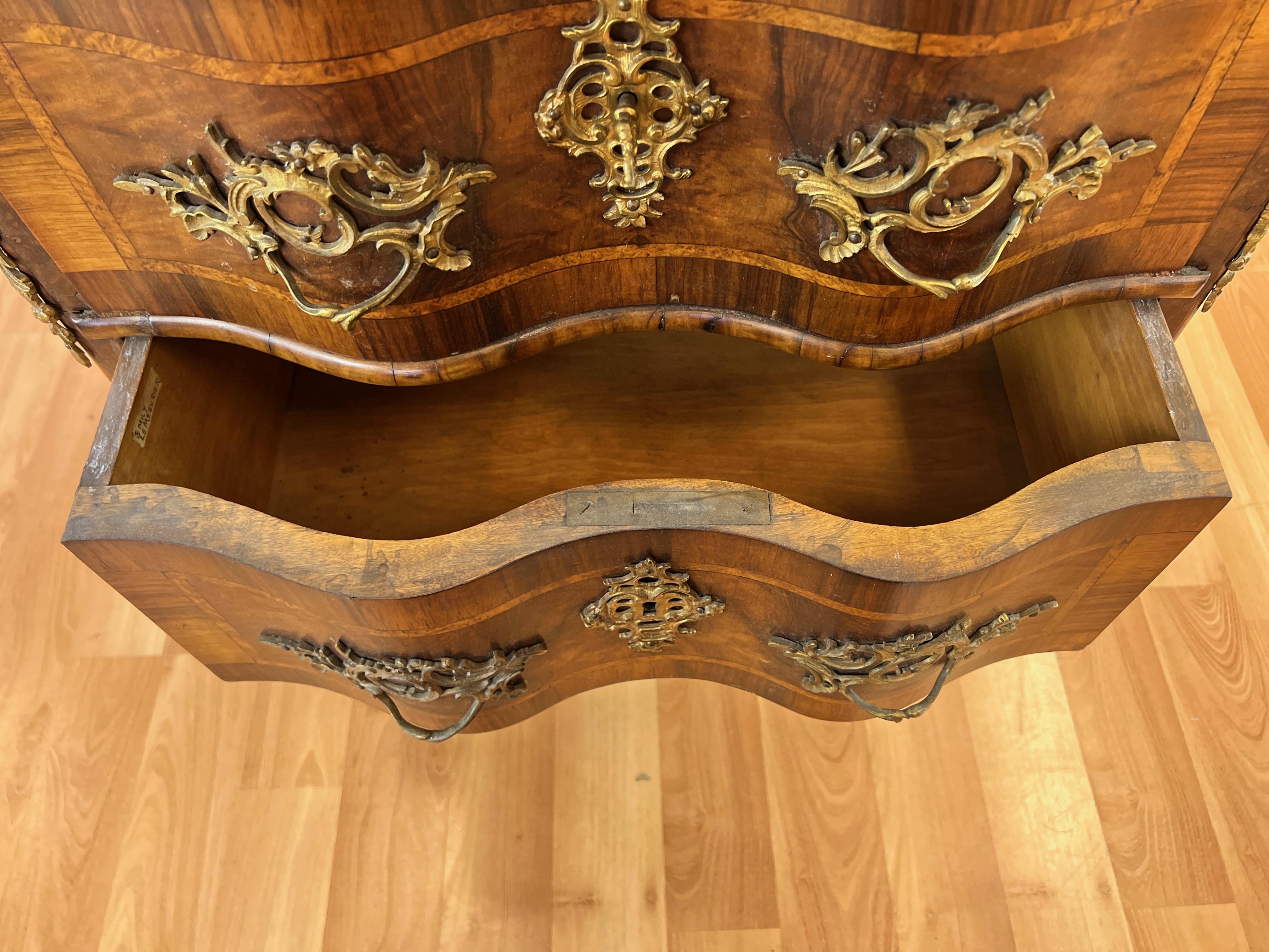 French Louis XV Walnut Marquetry and Ormolu Two-Drawer Commode, Early 19th C. For Sale 6
