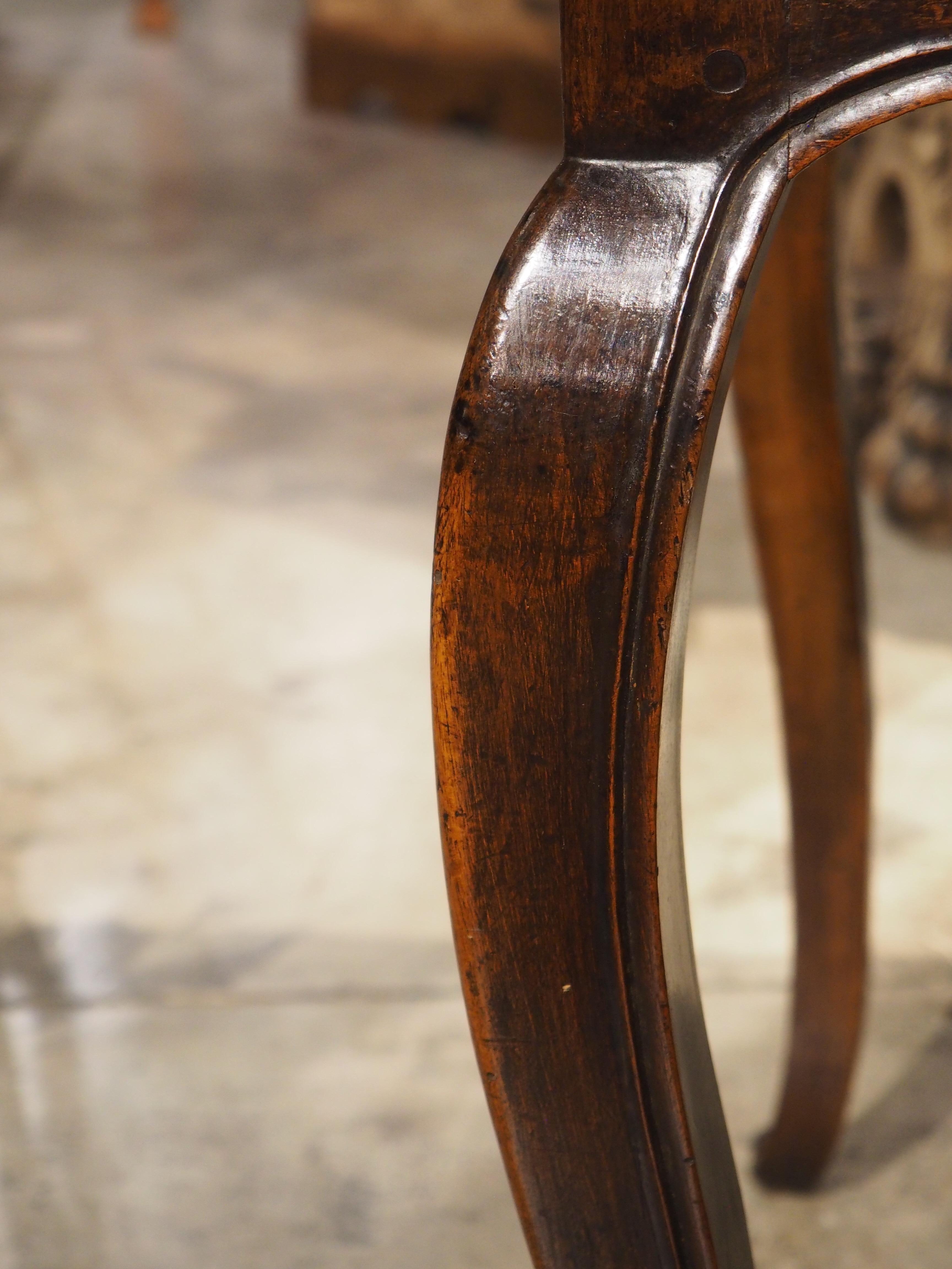 French Louis XV Walnut Wood Table A Jeux Game or Side Table, Circa 1750 13