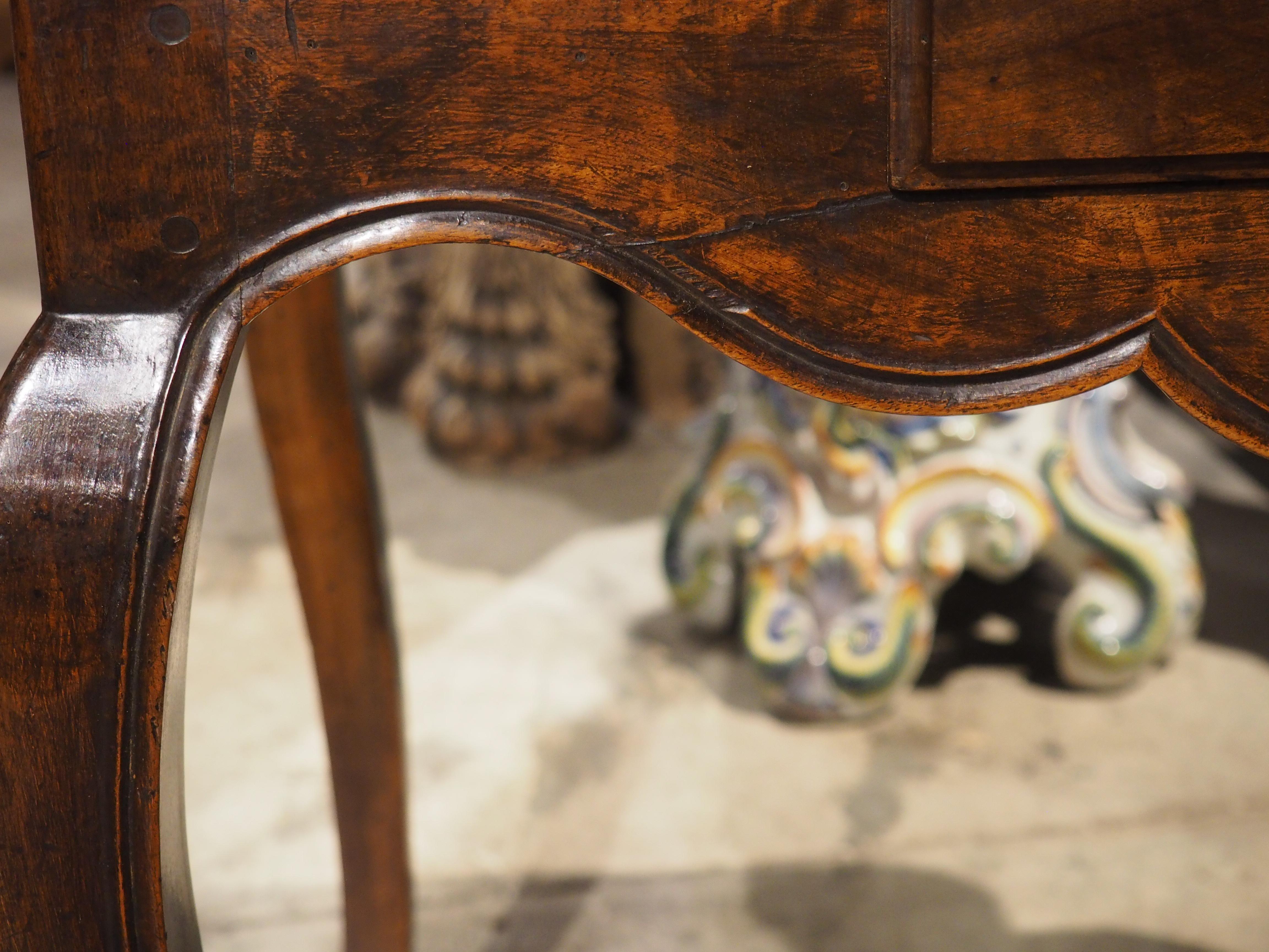 French Louis XV Walnut Wood Table A Jeux Game or Side Table, Circa 1750 14