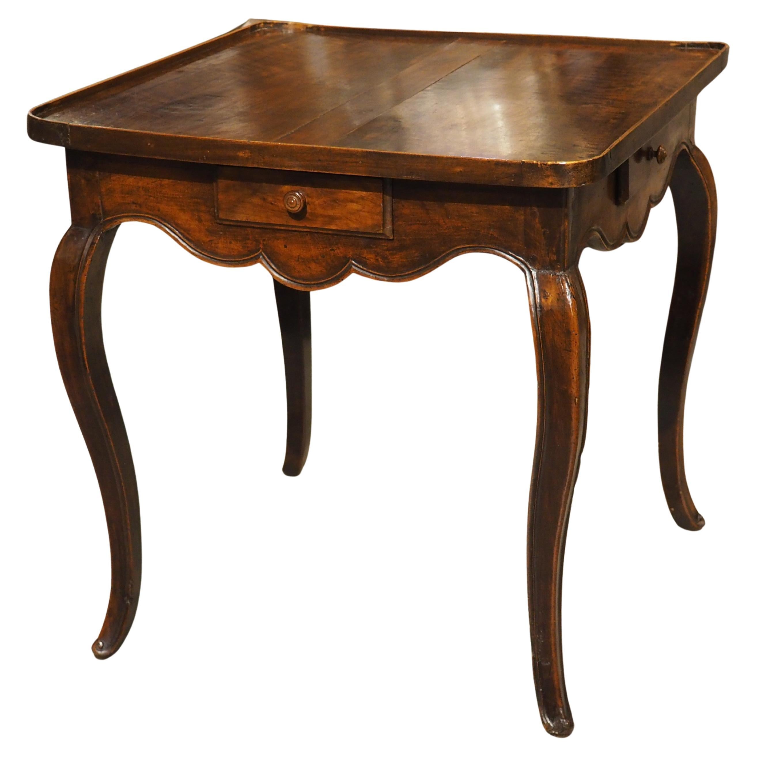 Table à jeux ou table d'appoint en Wood Wood Wood de Louis XV, Circa 1750