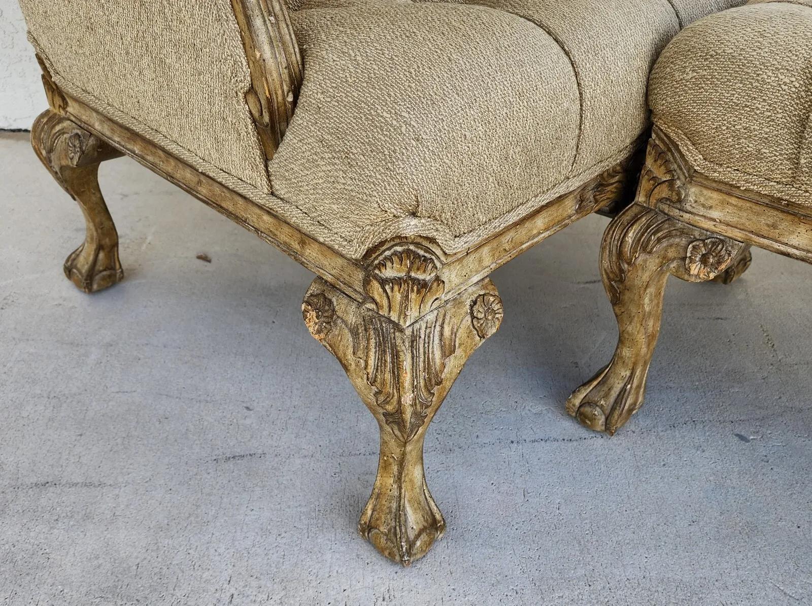 Chaise à dossier et ottoman Louis XV en vente 7