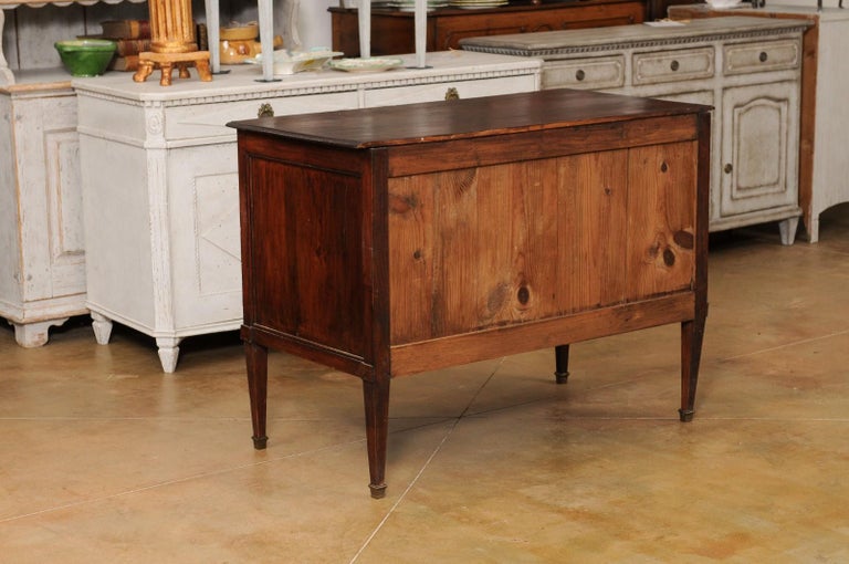 French Louis XVI 1790s Two-Drawer Sauteuse Commode with Tapered Legs For Sale 5