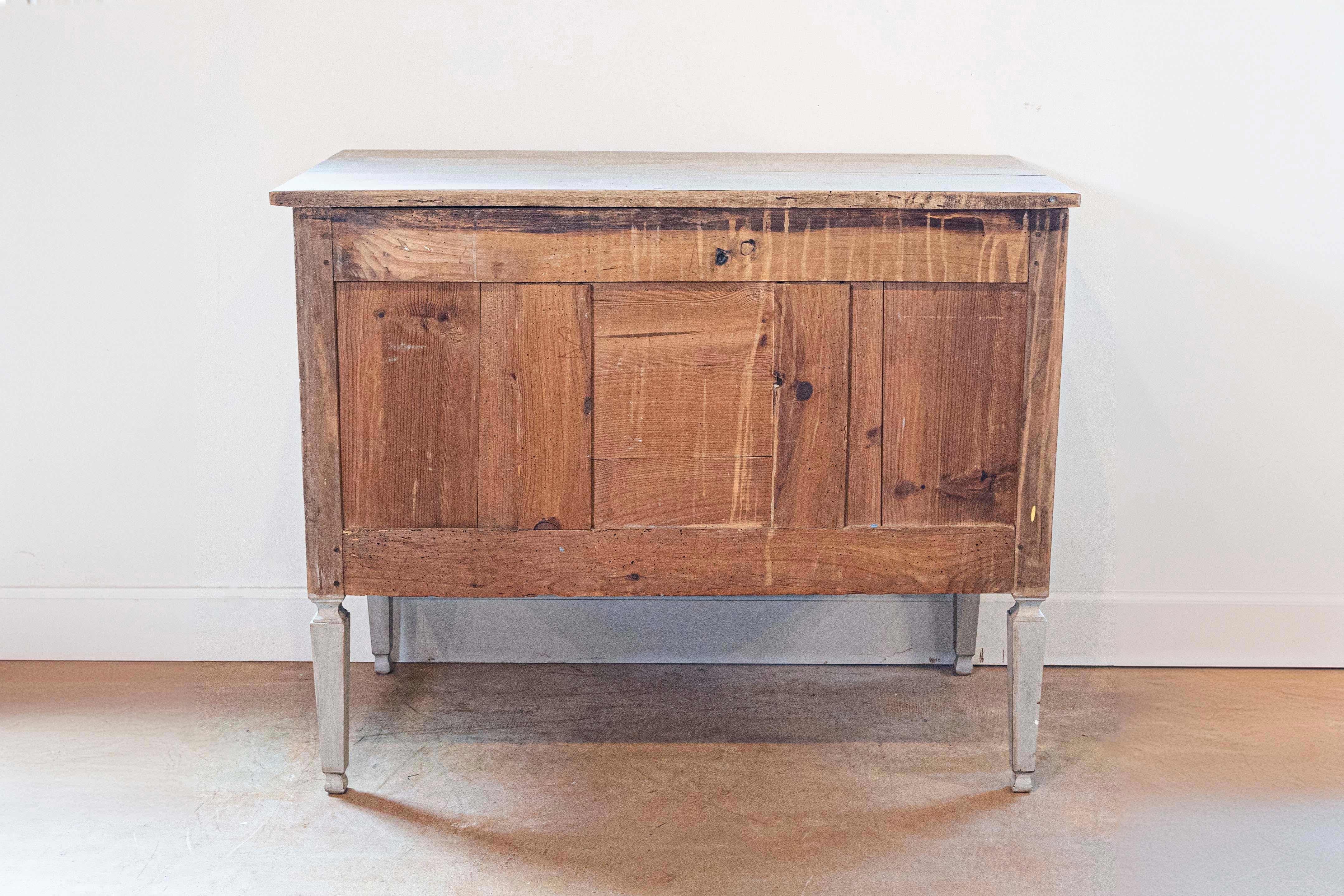French Louis XVI 18th Century Painted Two-Drawer Commode with Fluted Accents For Sale 4