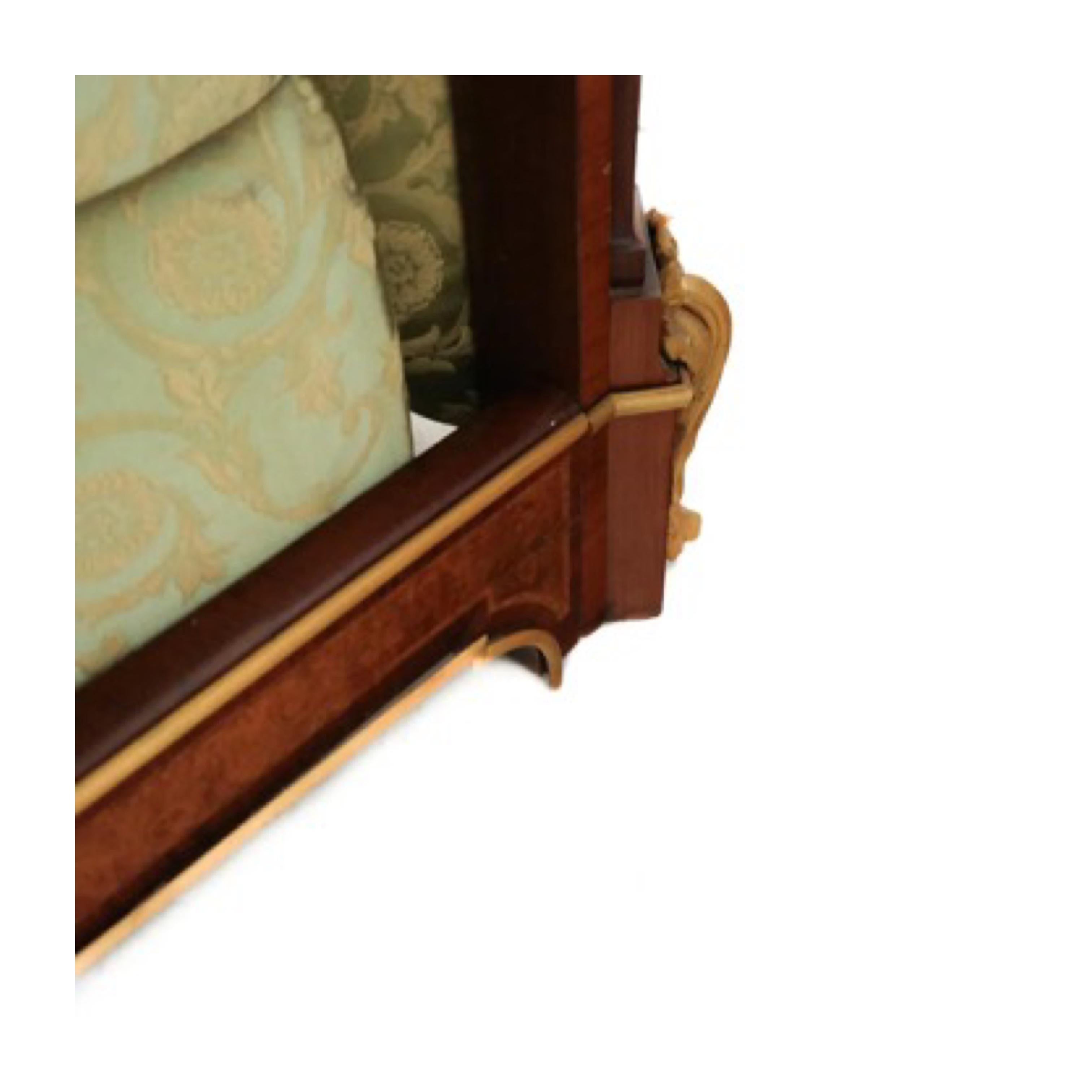 Französisch Louis XVI 19. Jahrhundert vergoldete Bronze und Intarsien Twin Daybed im Angebot 3