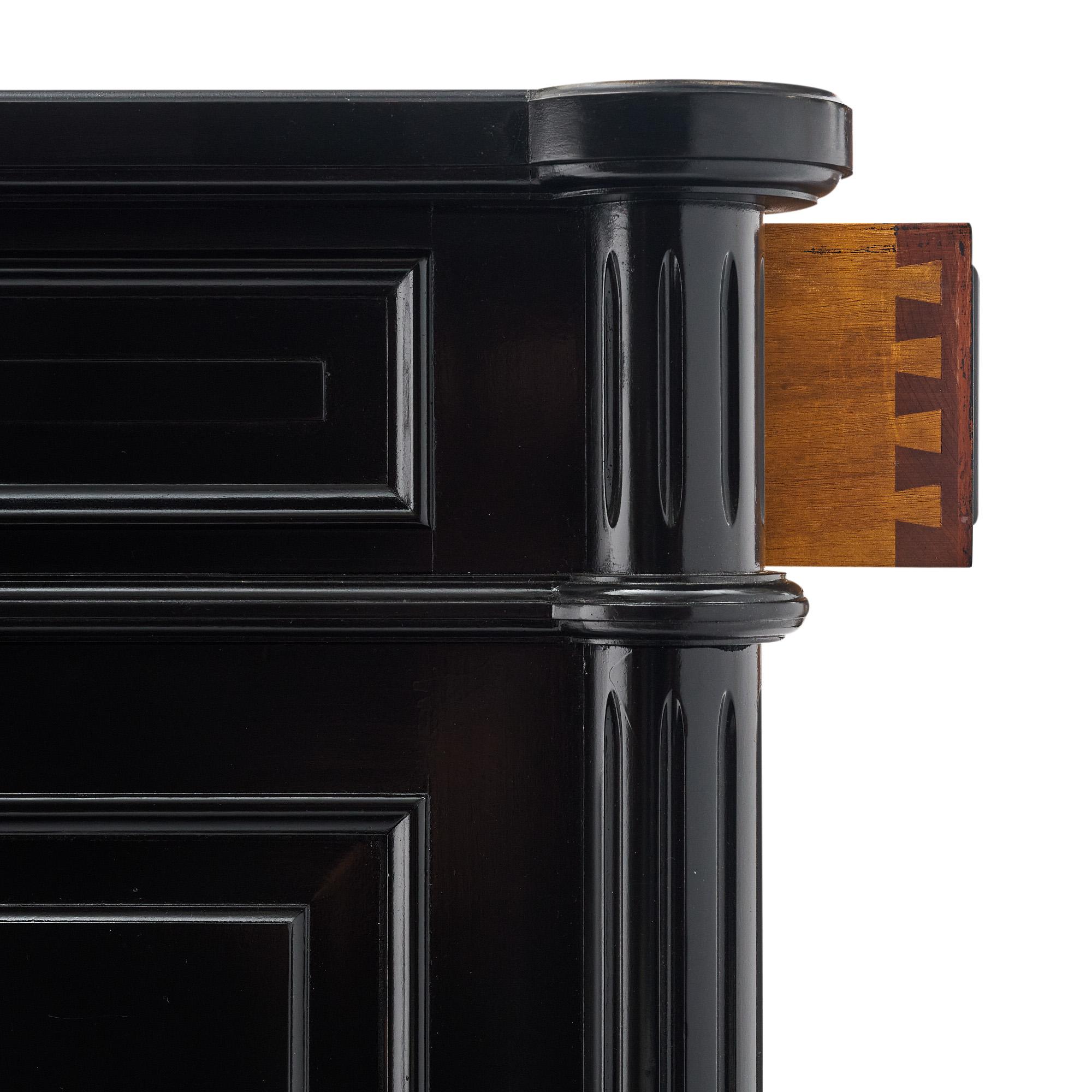 Buffet français ancien Louis XVI en bois d'ébène en vente 2